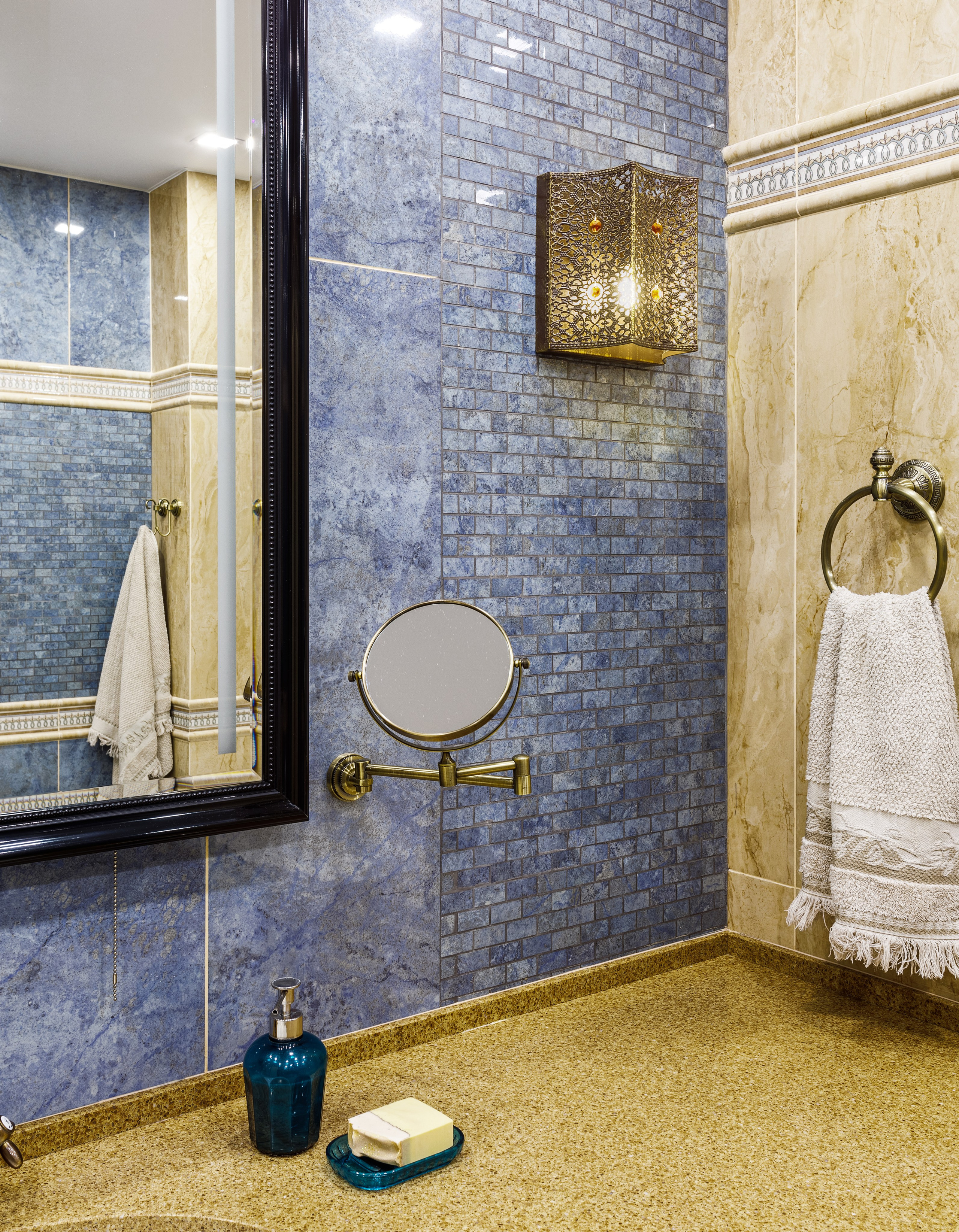 Поддержка бренда: Фотографии помогают сформировать имидж бренда, передавая его стиль и философию. Профессионально выполненные снимки подчеркивают качество и уникальность продукции