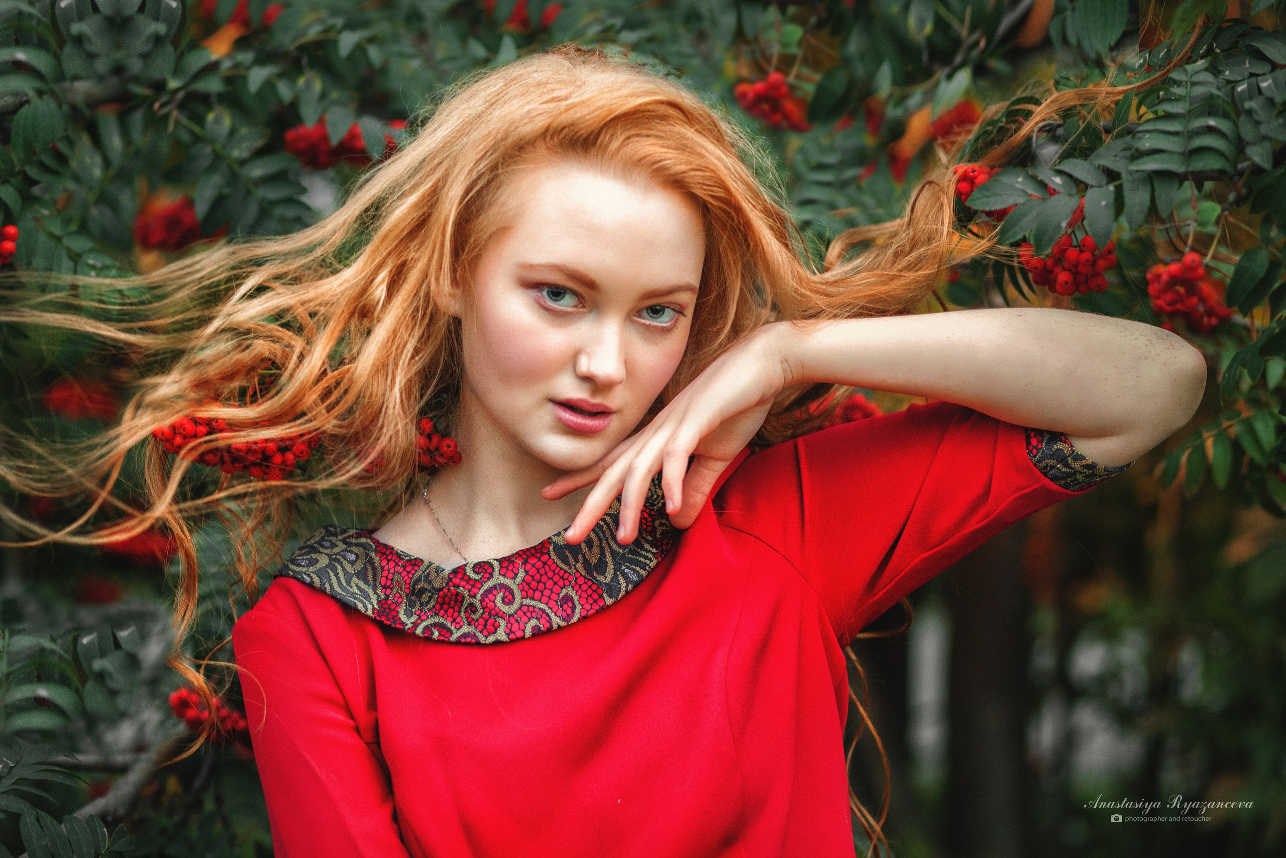 ЖЕНСКИЙ ПОРТРЕТ. Главная