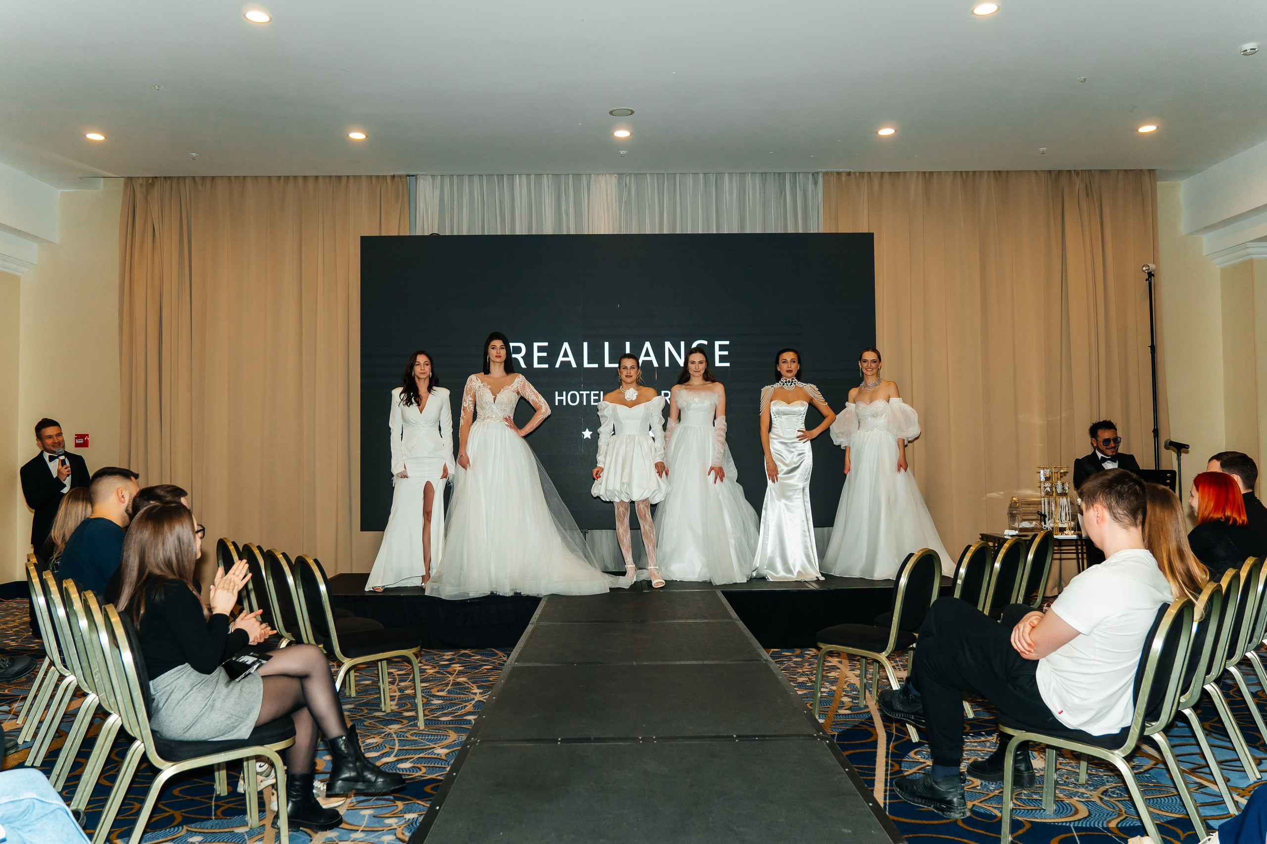 Свадьба на высоте. Тренды 2024. Профессиональный фотограф в Самаре Анна Конзаева