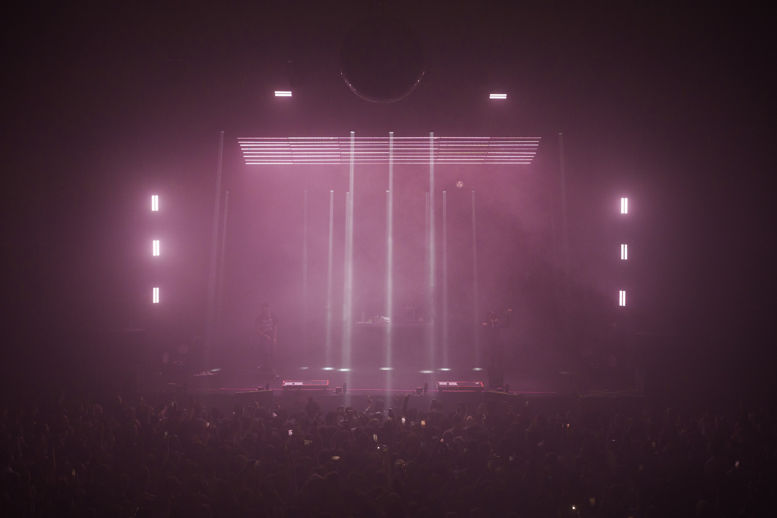 07.04.2024 | LIL KRYSTALLL for PixelGrid Studio. Личный и концертный фотограф в Москве