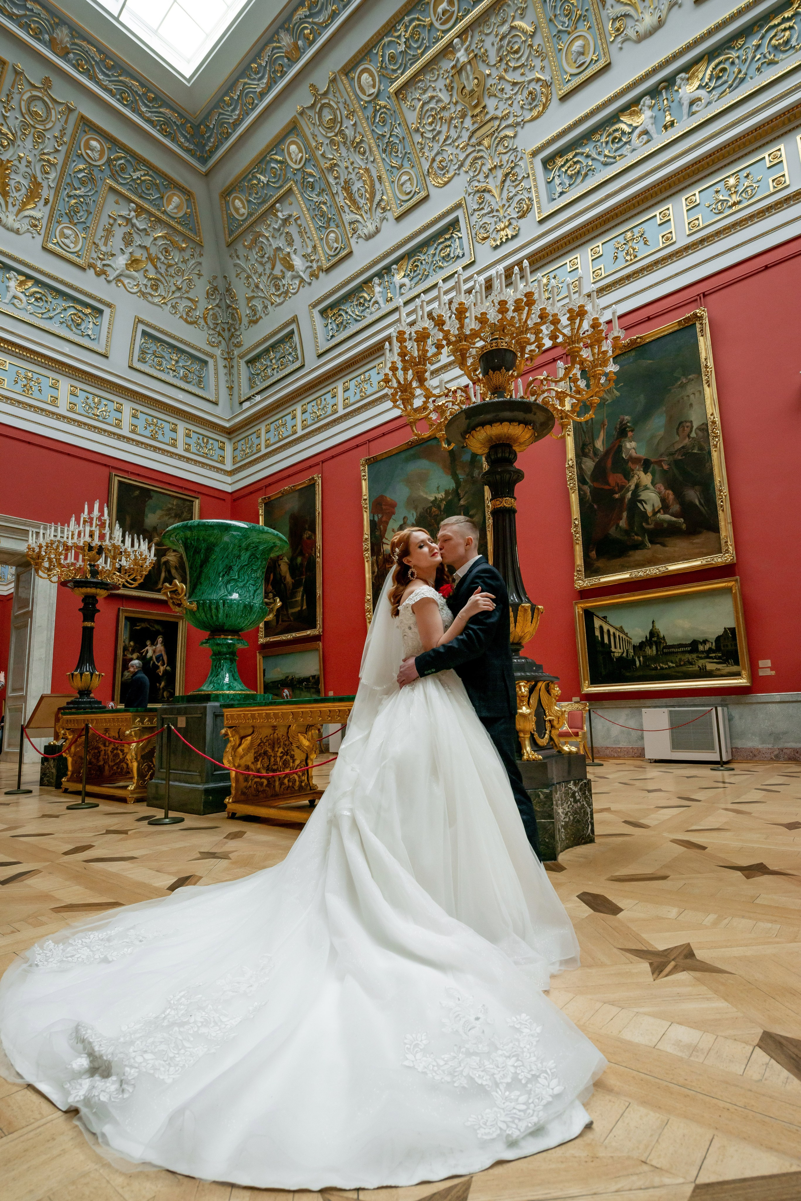 Екатерина и Алексей (свадебная фотосессия в Эрмитаже и Первом Дворце Бракосочетания на Английской набережной 28). Портретный, семейный и свадебный фотограф в Санкт-Петербурге и в Пушкине Ширяев Денис