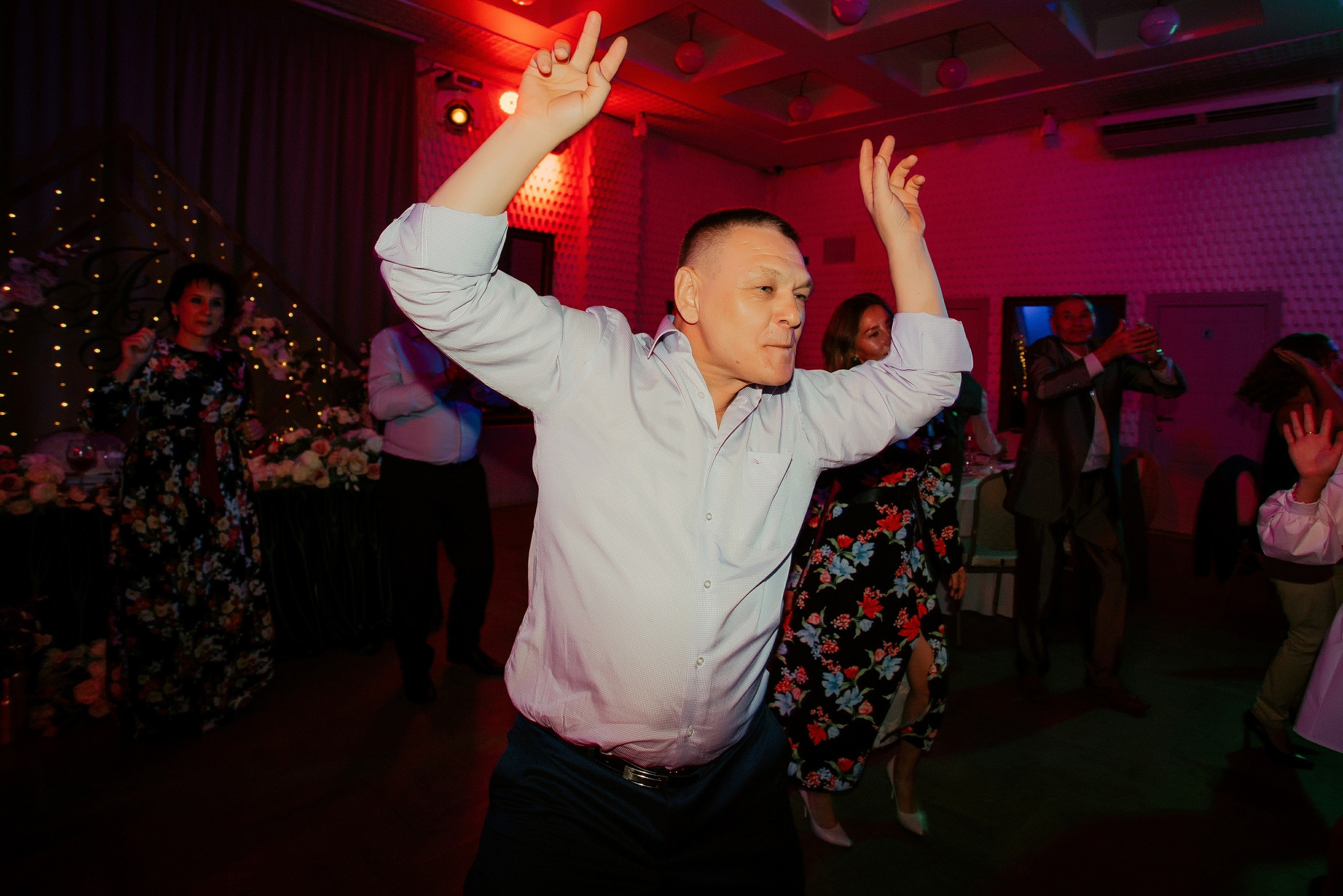 Артём и Кристина. Фотограф Никита Анкудинов. Москва — Чебоксары — Казань