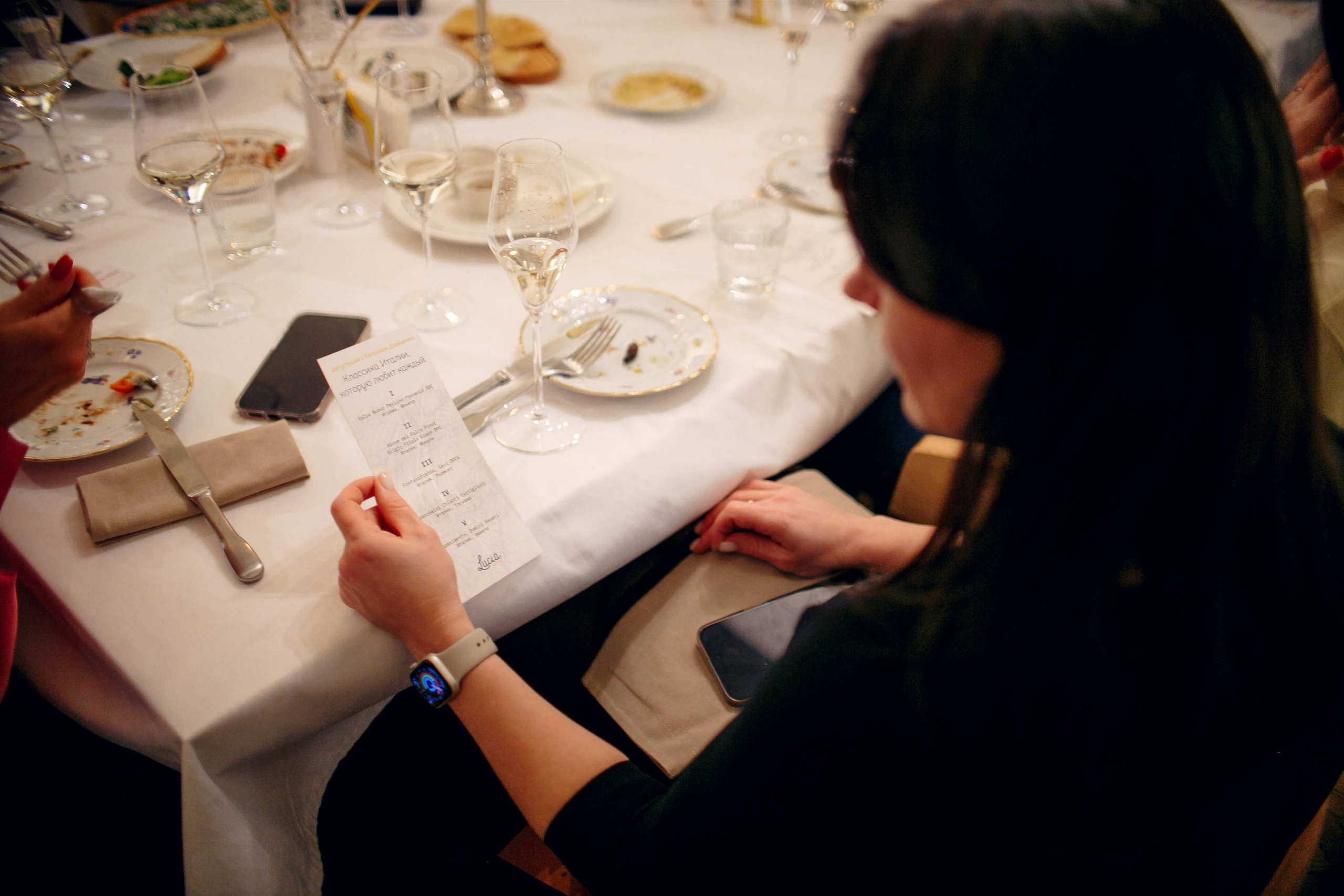 Винный вечер в «Остерия Лючия». Ваш репортажный фотограф Артемий Антонов