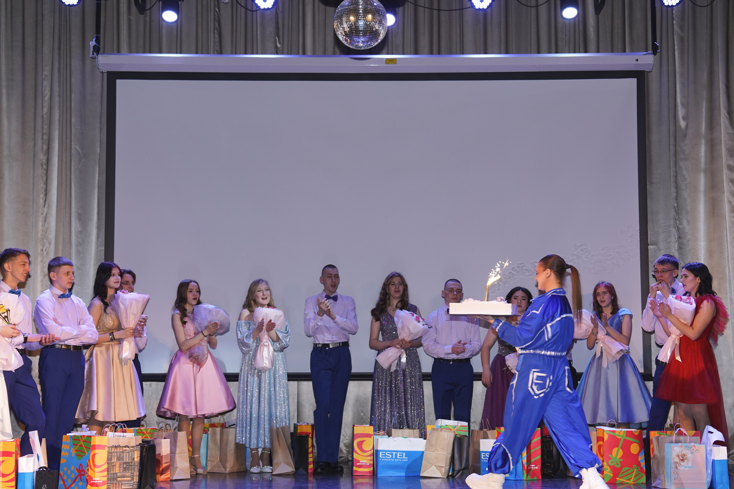 Благотворительный концерт. Главная