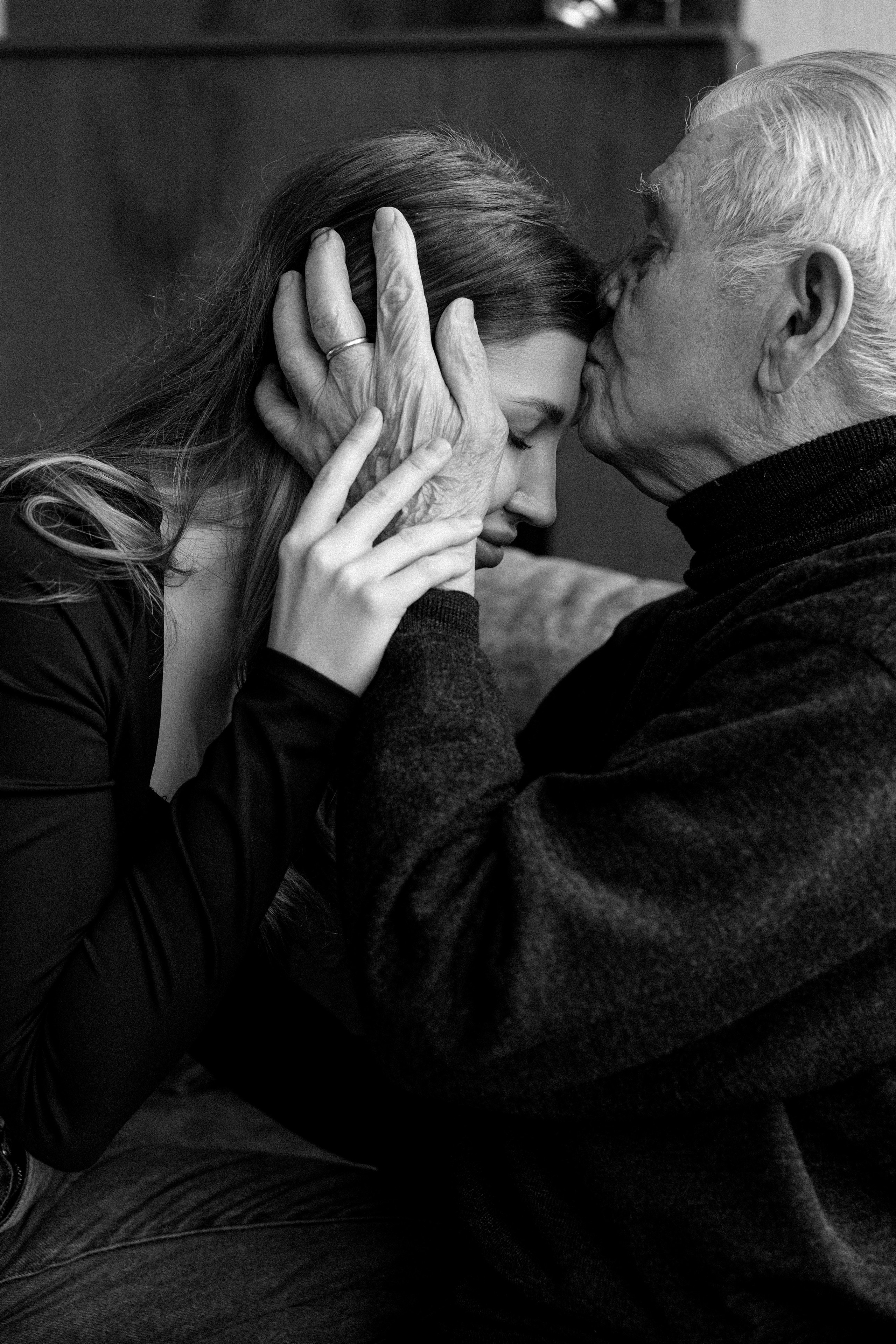 Анастасия и дедушка. Свадебный и семейный фотограф в Калининграде Анастасия Гриценко