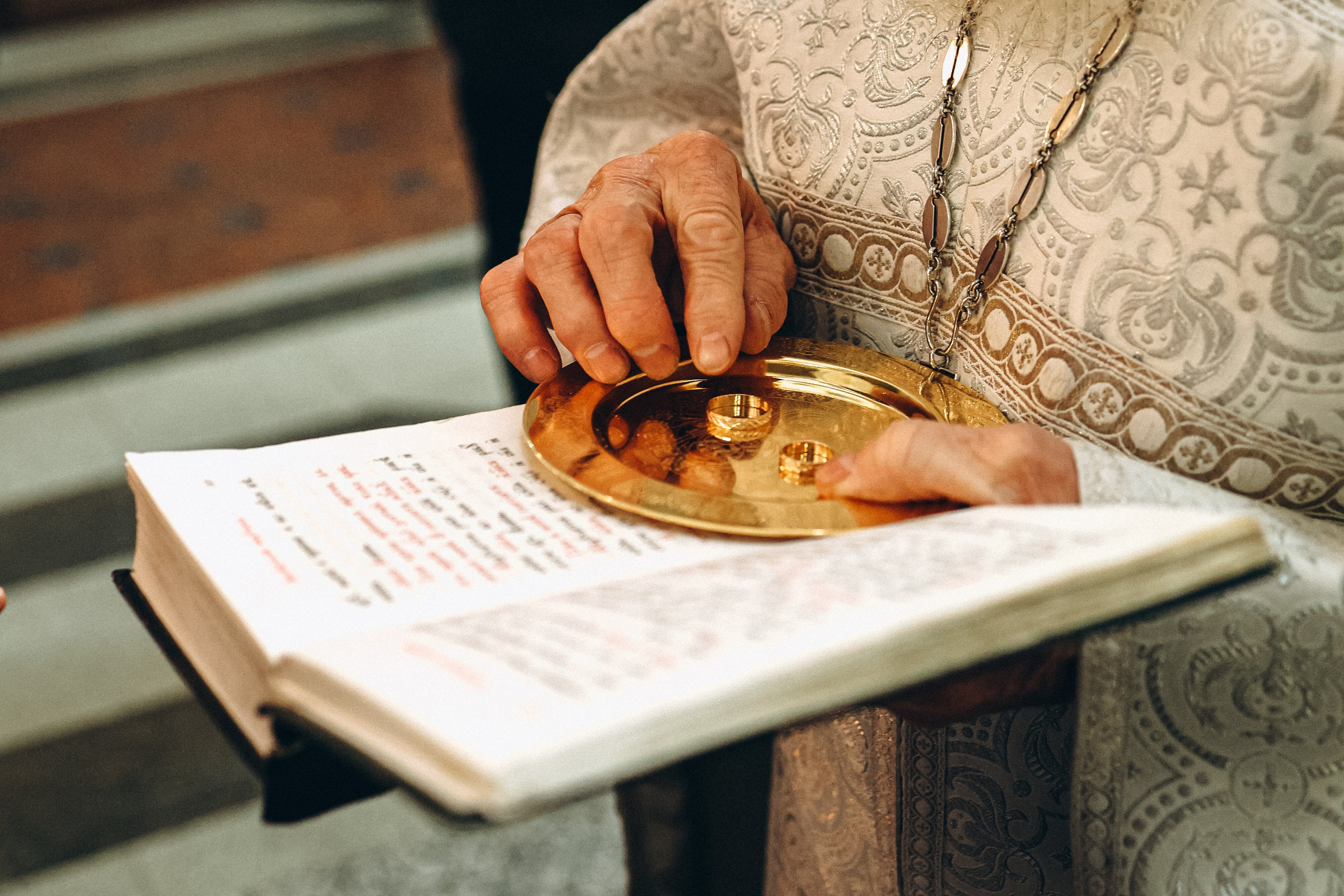 Венчание в Храме на Крови. Семейный и детский фотограф в  г. Екатеринбурге Холодова Юлия