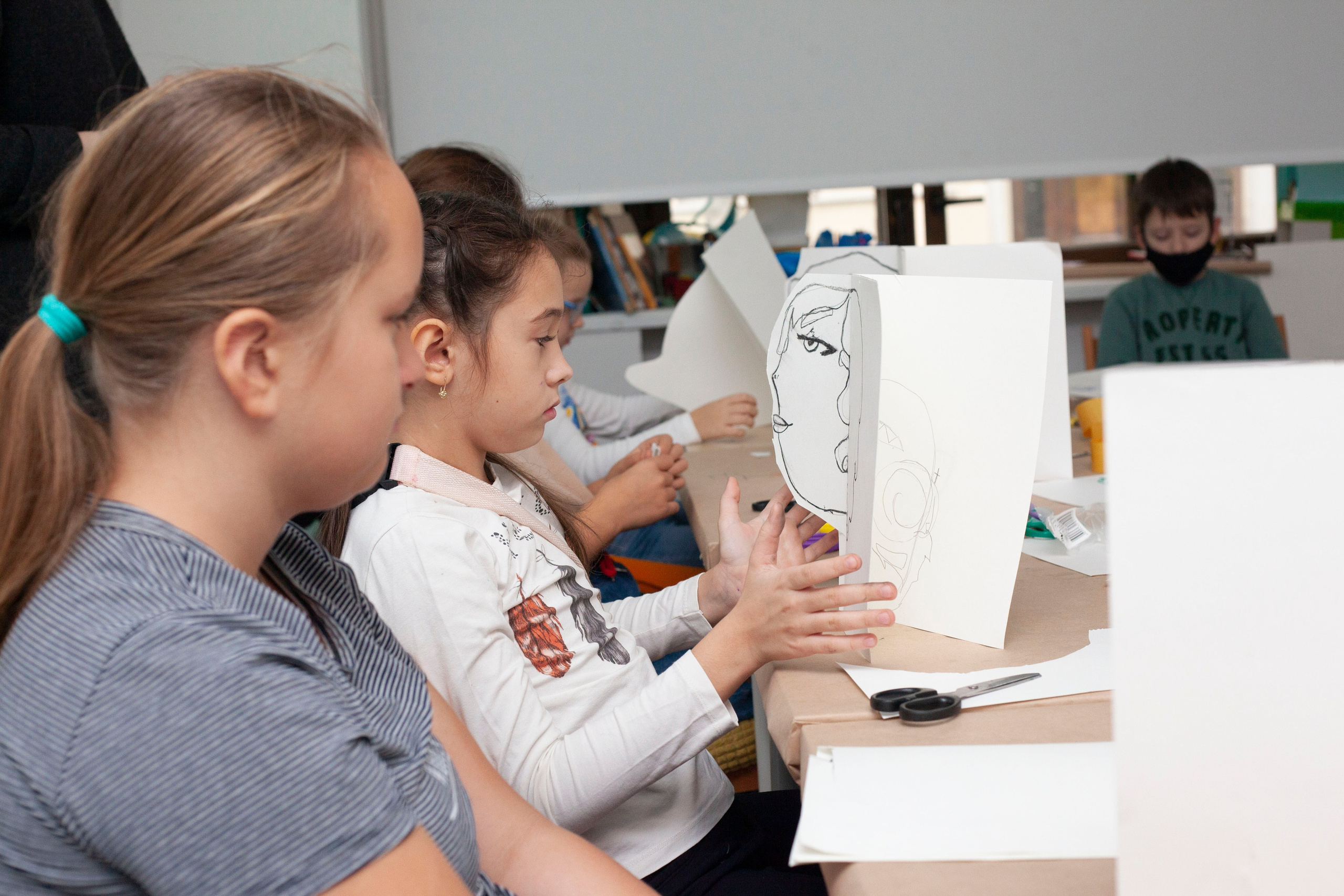 Детский мастер-класс в ММОМА. Stanislav Baryshev — People. Emotions. Atmosphere