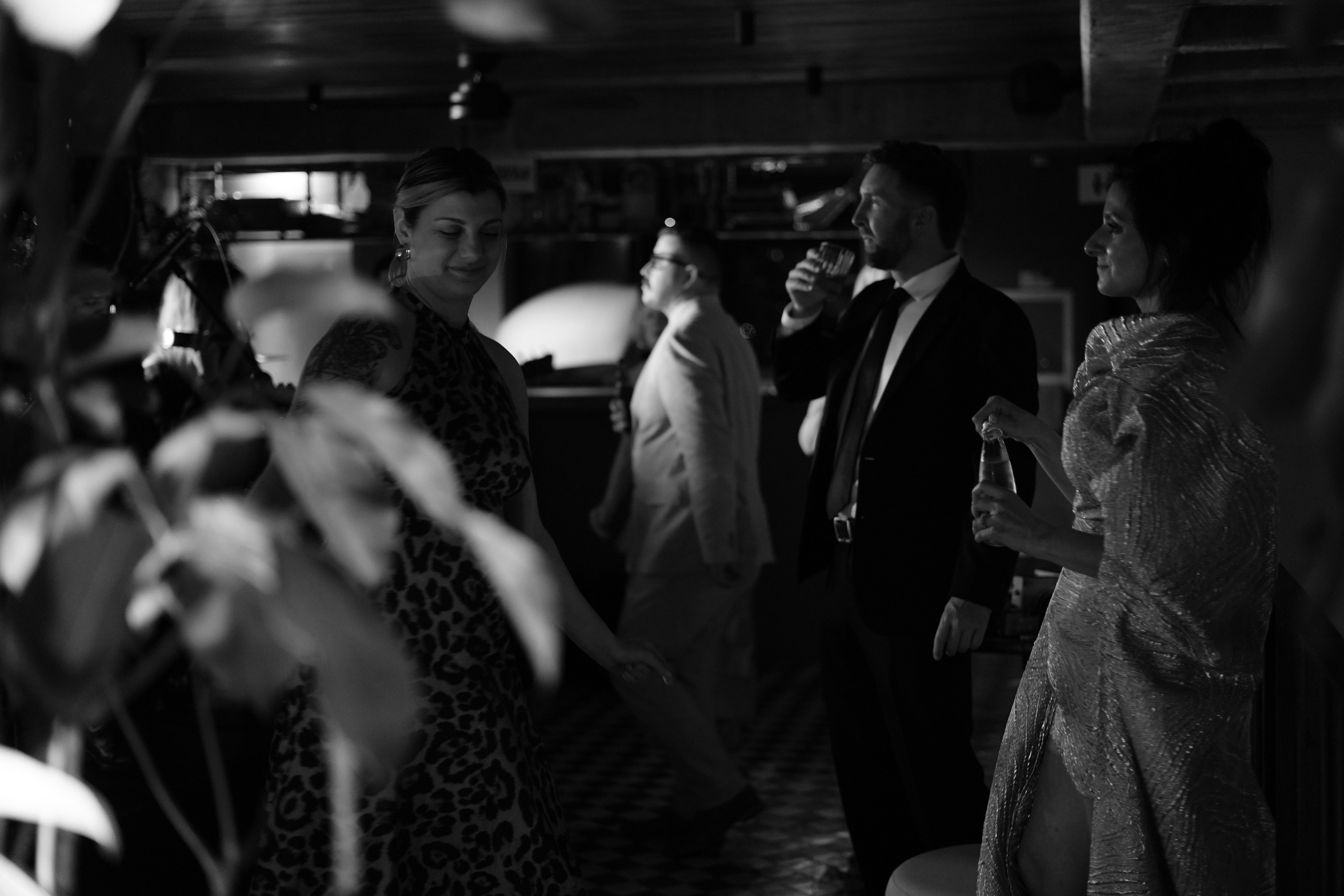 Olivia and Zack / 1 wedding day. Wedding Photographer in Barcelona and Medellin