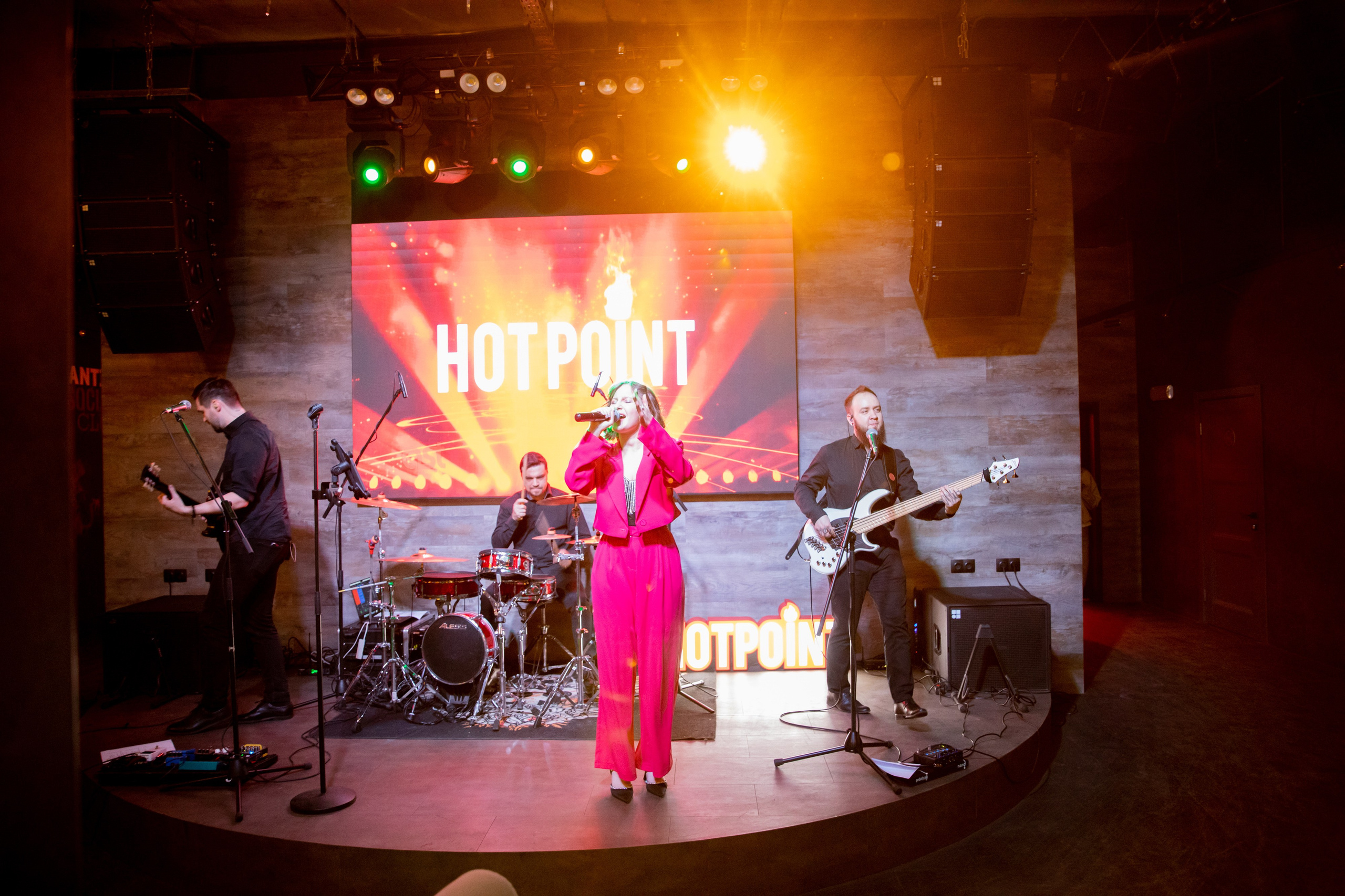 Репортажная съёмка. Профессиональная коммерческая, промышленная и репортажная фотосъёмка для бизнеса