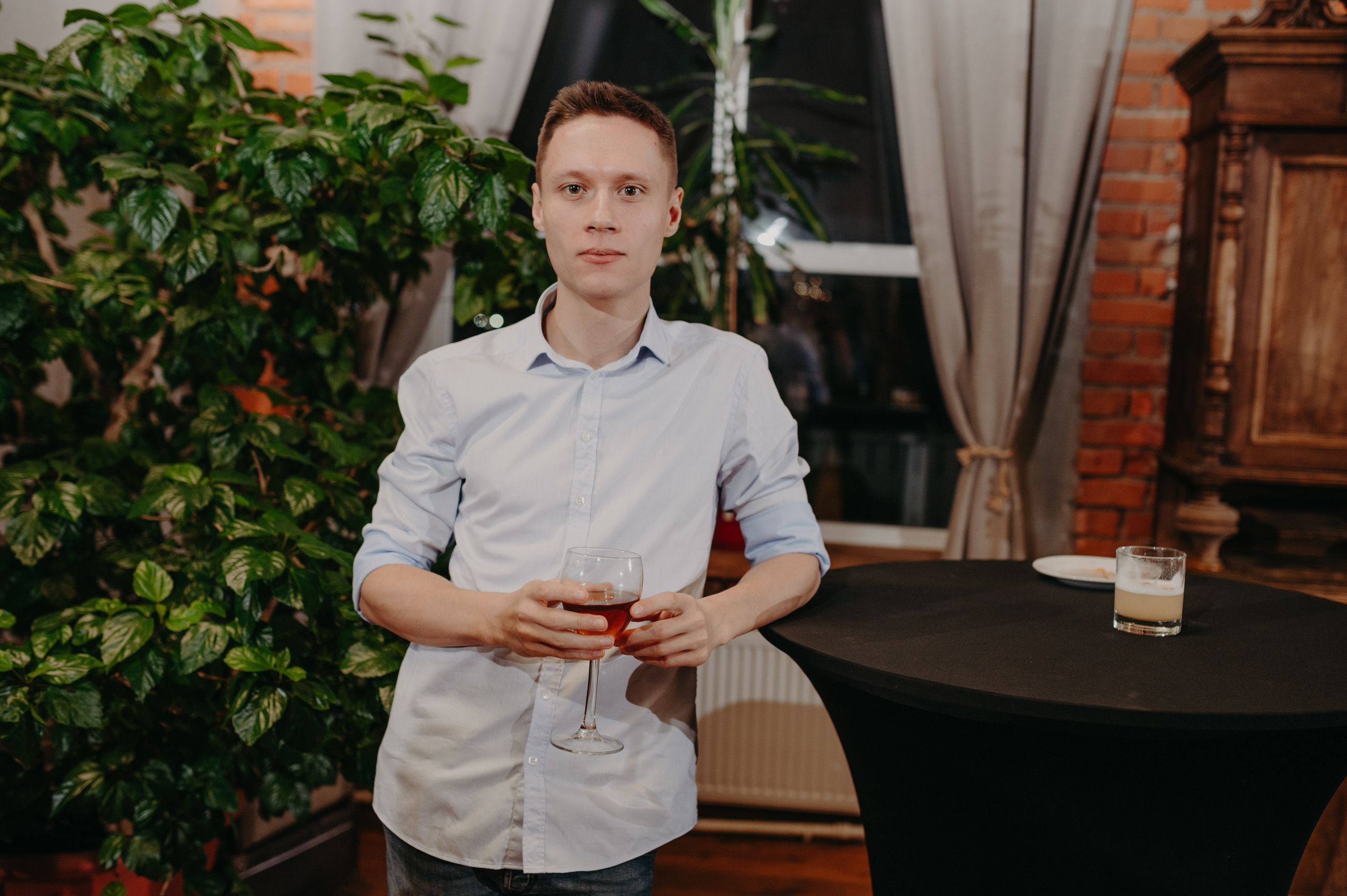 Вечеринка 13.11.21. Фотограф в Москве Илья Максимов