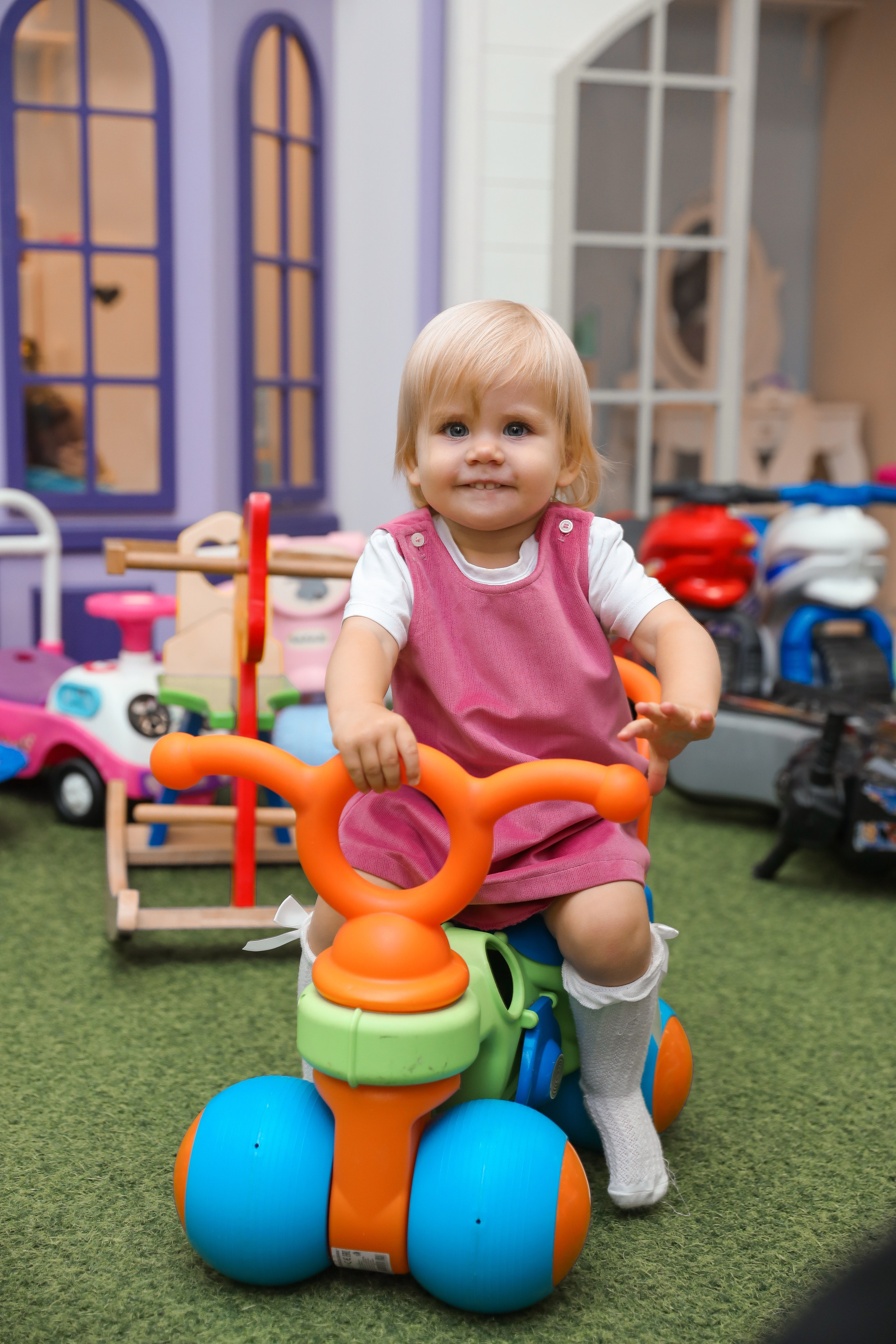 ДЕТСКИЕ МЕРОПРИЯТИЯ. Photographer Viktoriya Markushina «My world throug»