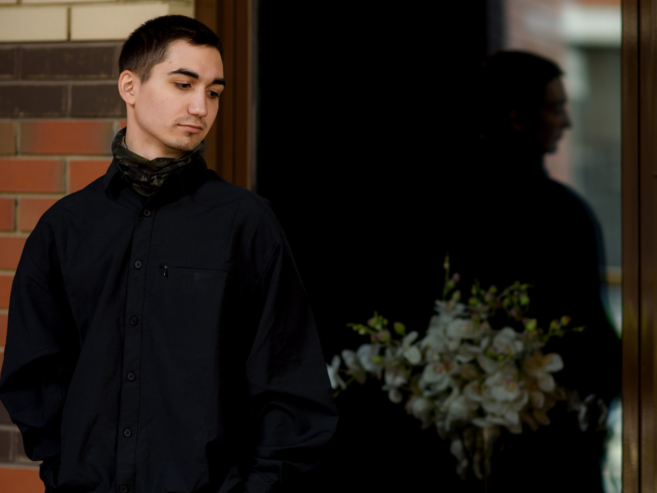 Фотосессия мальчика-подростка в городе. Главная