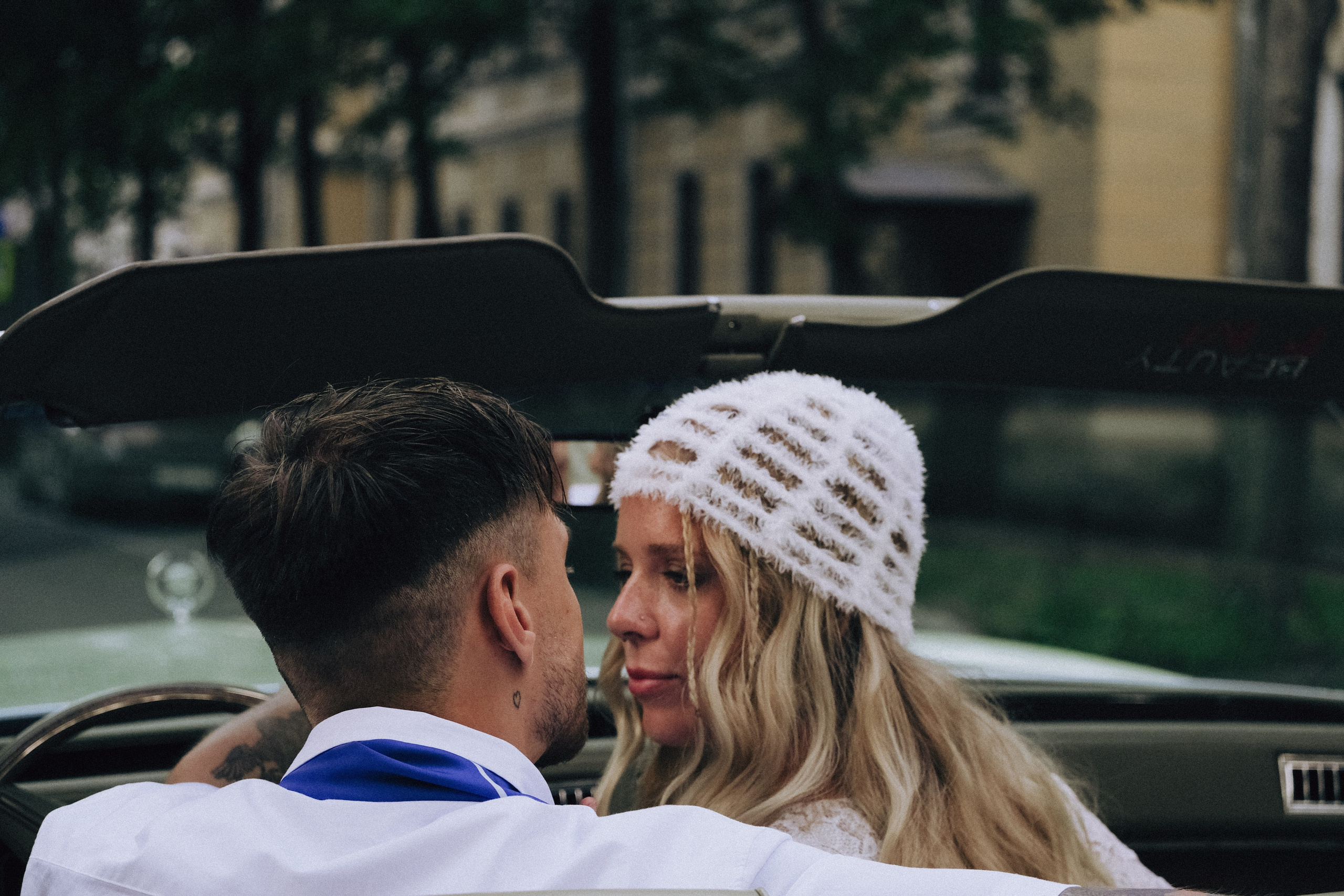 СВАДЕБНАЯ СЬЕМКА С КАБРИОЛЕТОМ В САНТК-ПЕТЕРБУРГЕ НА ПЕТРОГРАДКЕ В ОТЕЛЕ ПАНОРАМИКА. Профессиональный фотограф, Санкт-Петербург — Виктория Богомолова