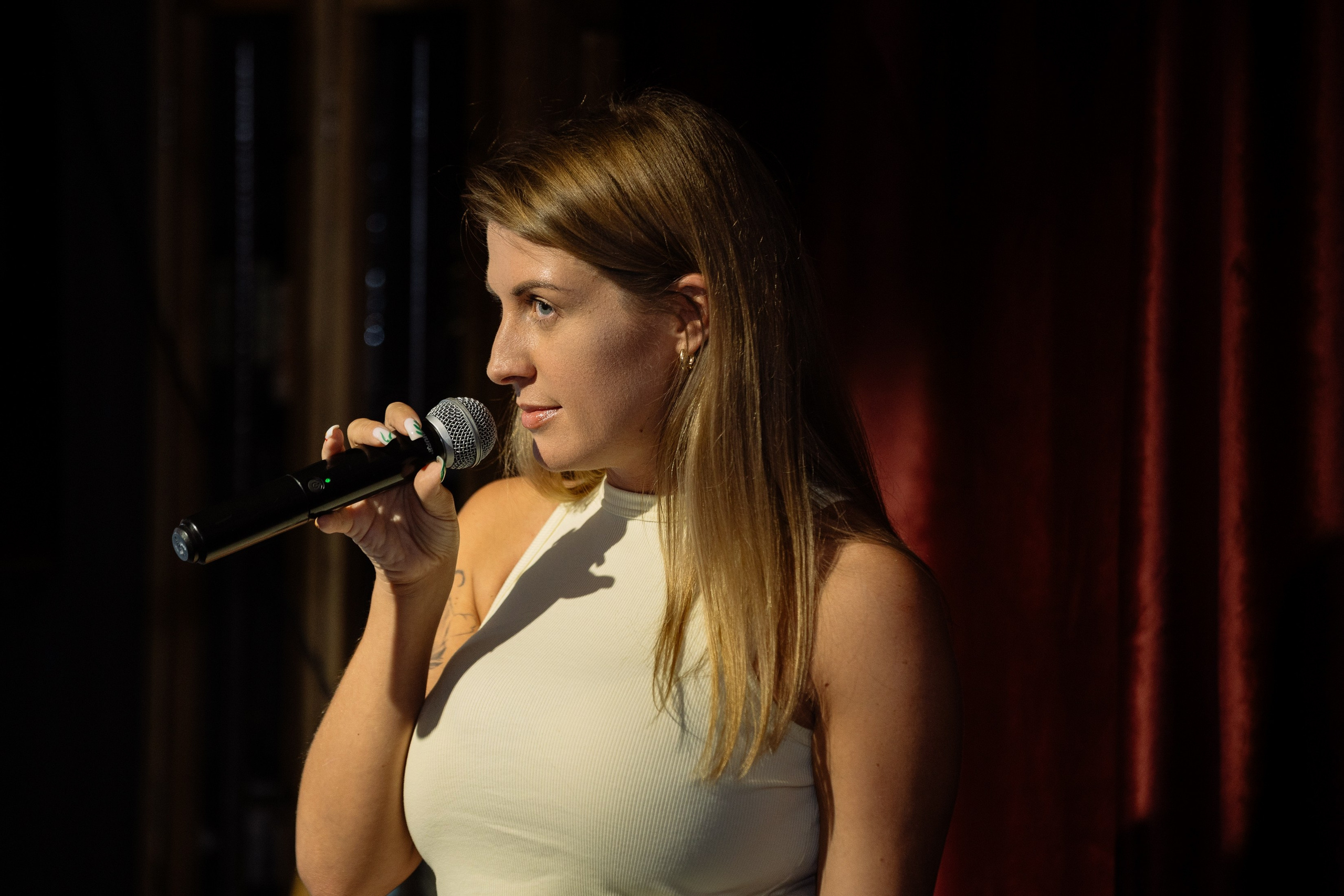 Др в стиле Standup. Фотограф Юлия Мальцева