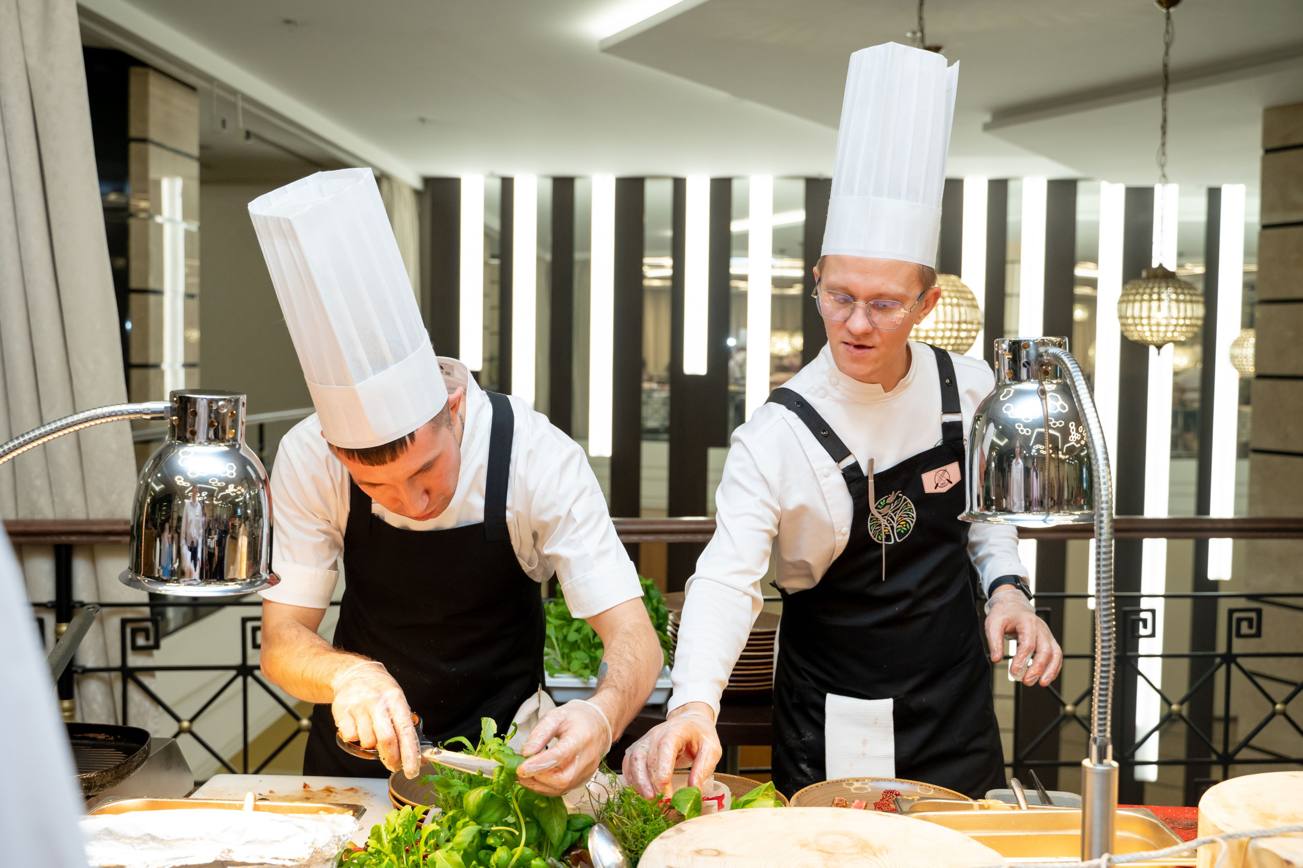 Битва Шефов в ресторане «Мед». Главная