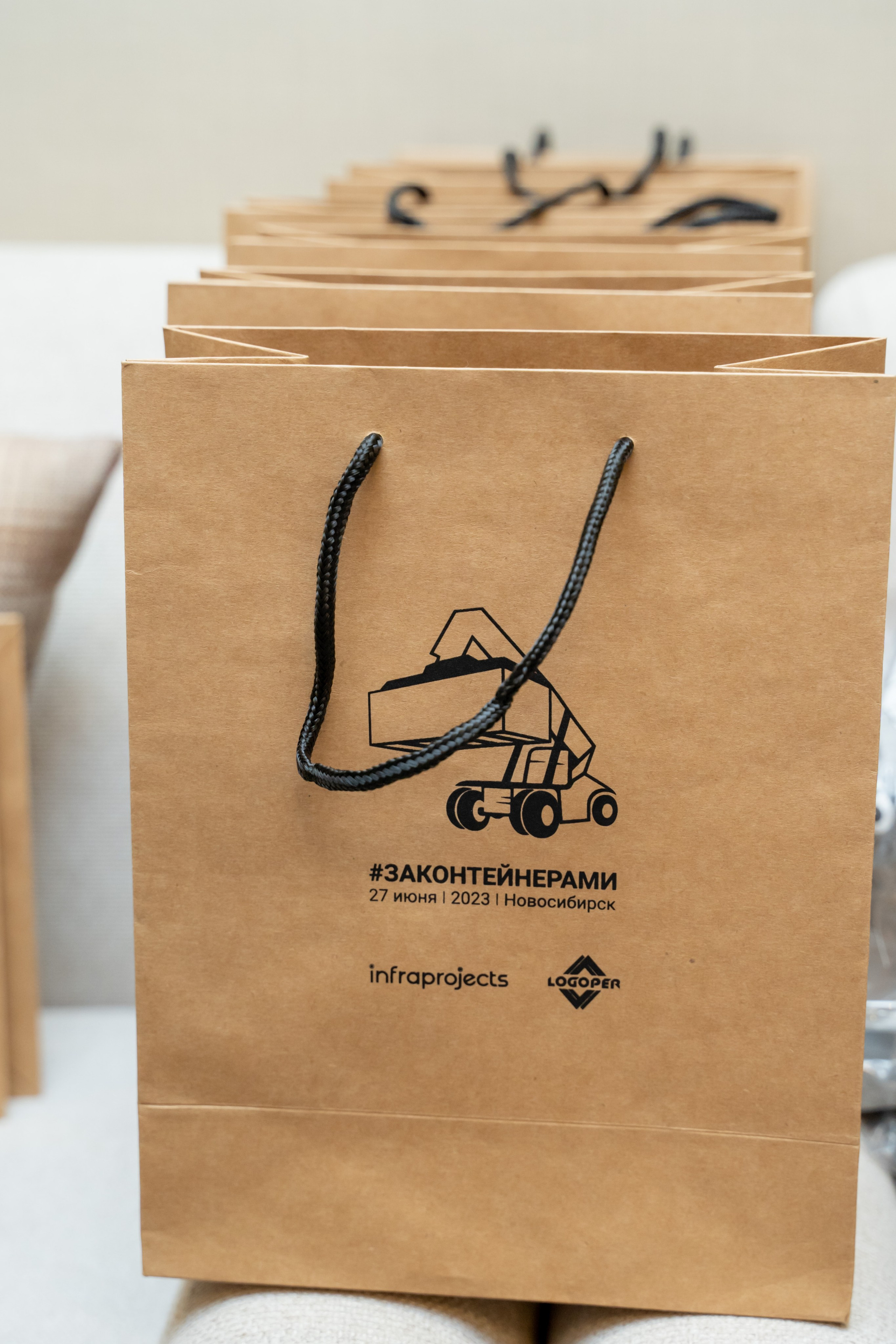 Репортаж «ЗАКОНТЕЙНЕРАМИ». Главная