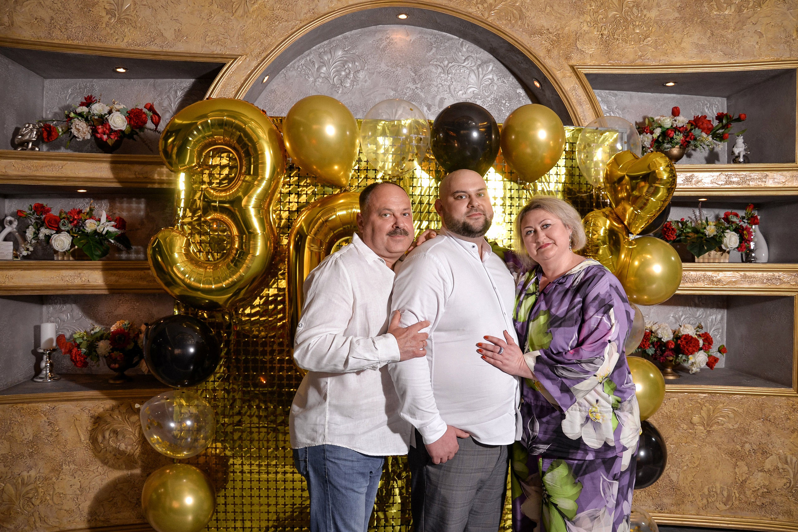 ДР Александр, ресторан Парадиз (в ретуши). Семейный и свадебный фотограф Галина Абакумова, фотосессии в Белгороде