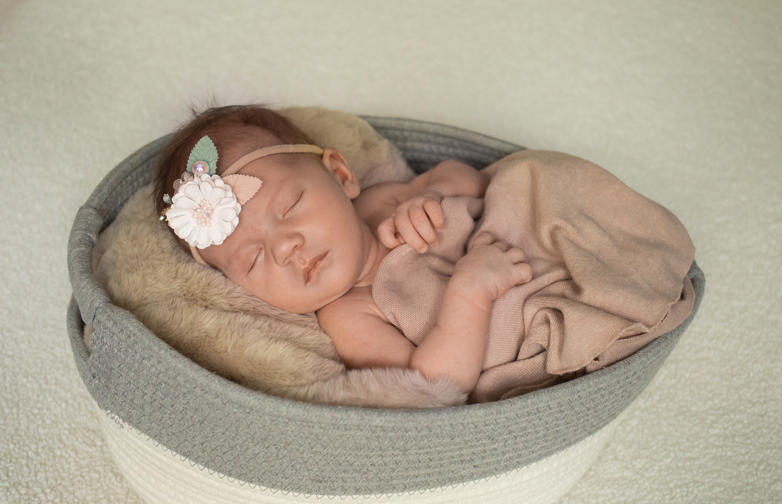 Новорожденные. Фотограф новорожденных в Екатеринбурге