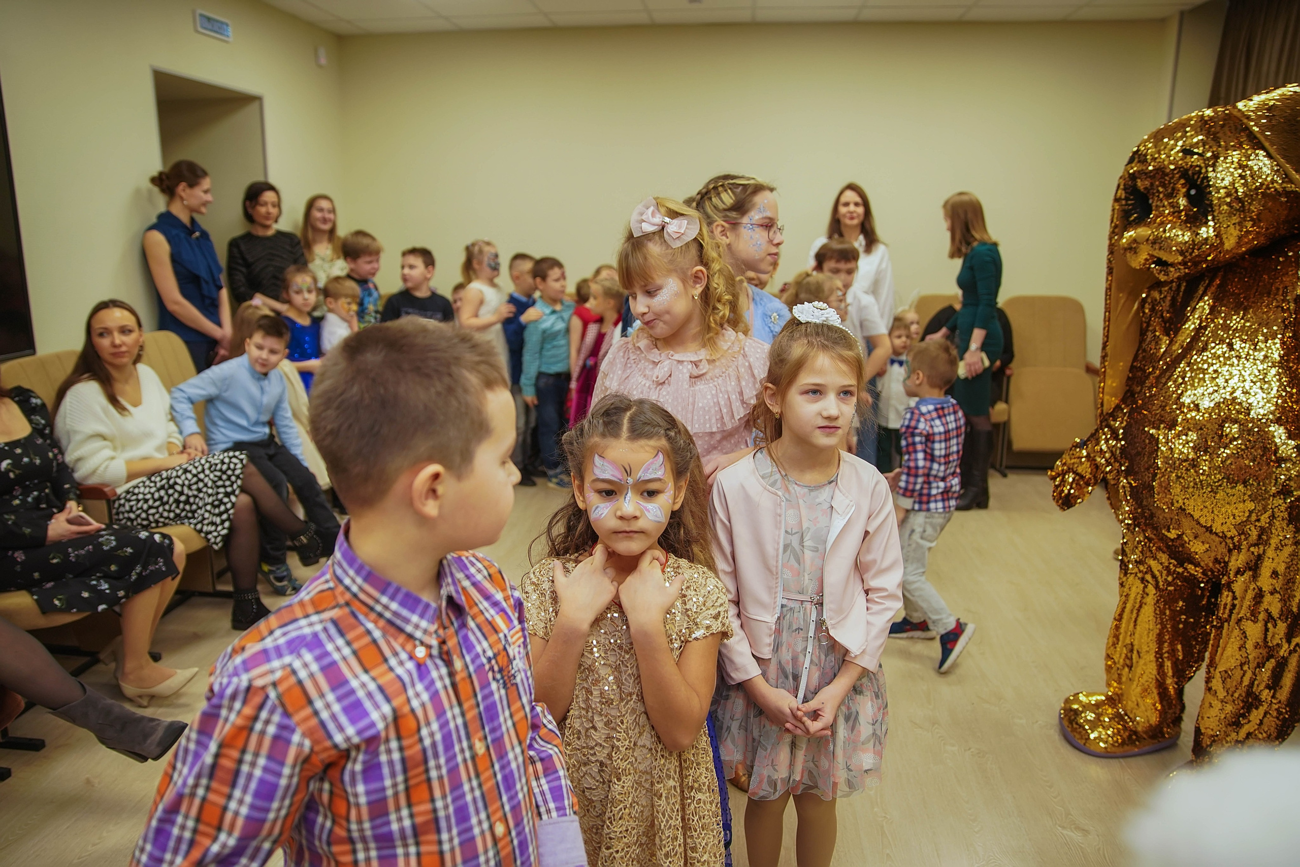 Елка НБД банк. Семейный и детский фотограф в Нижнем Новгороде
