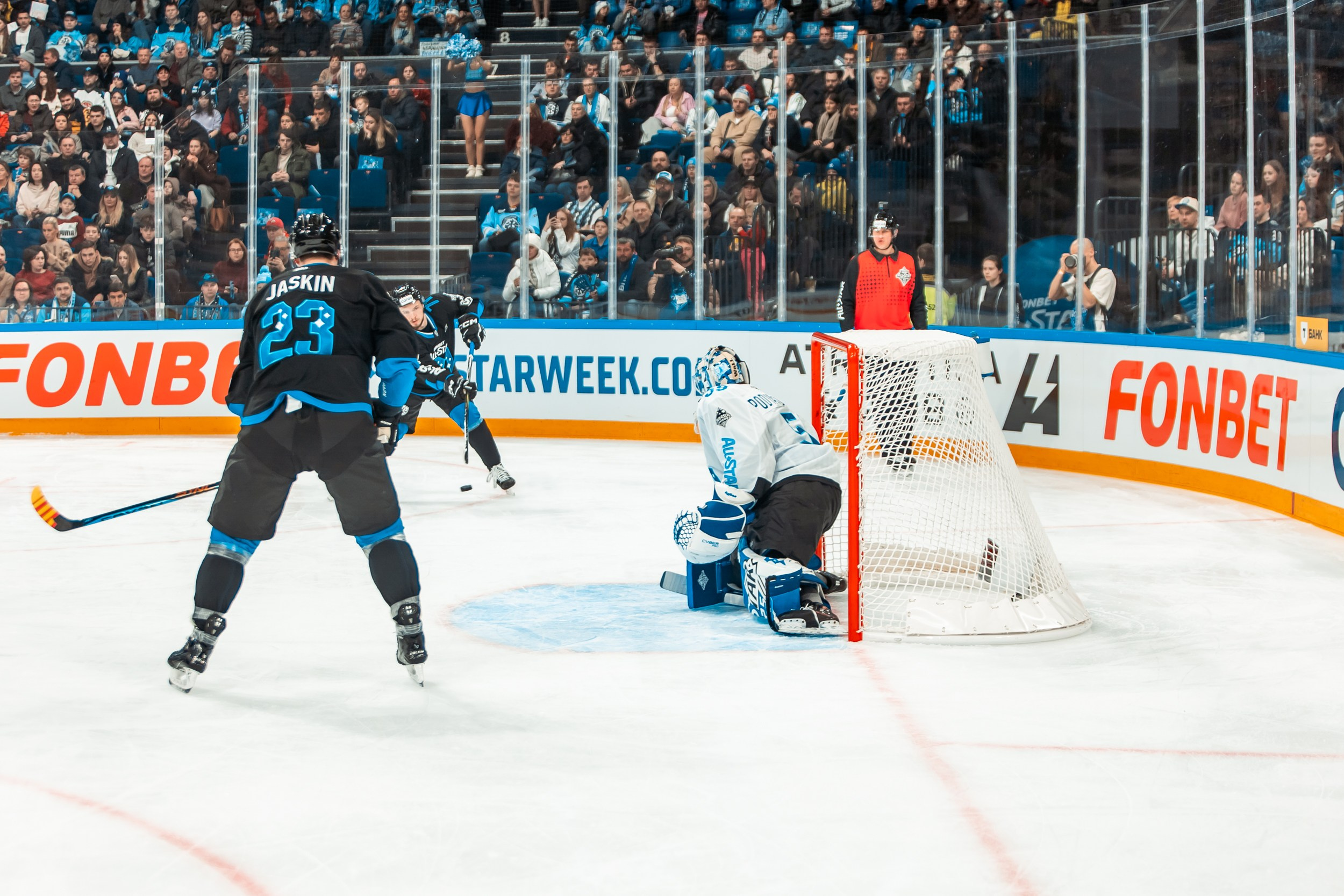 KHL All-Star 2025. Репортажный фотограф в Сочи Дмитрий Ветринский