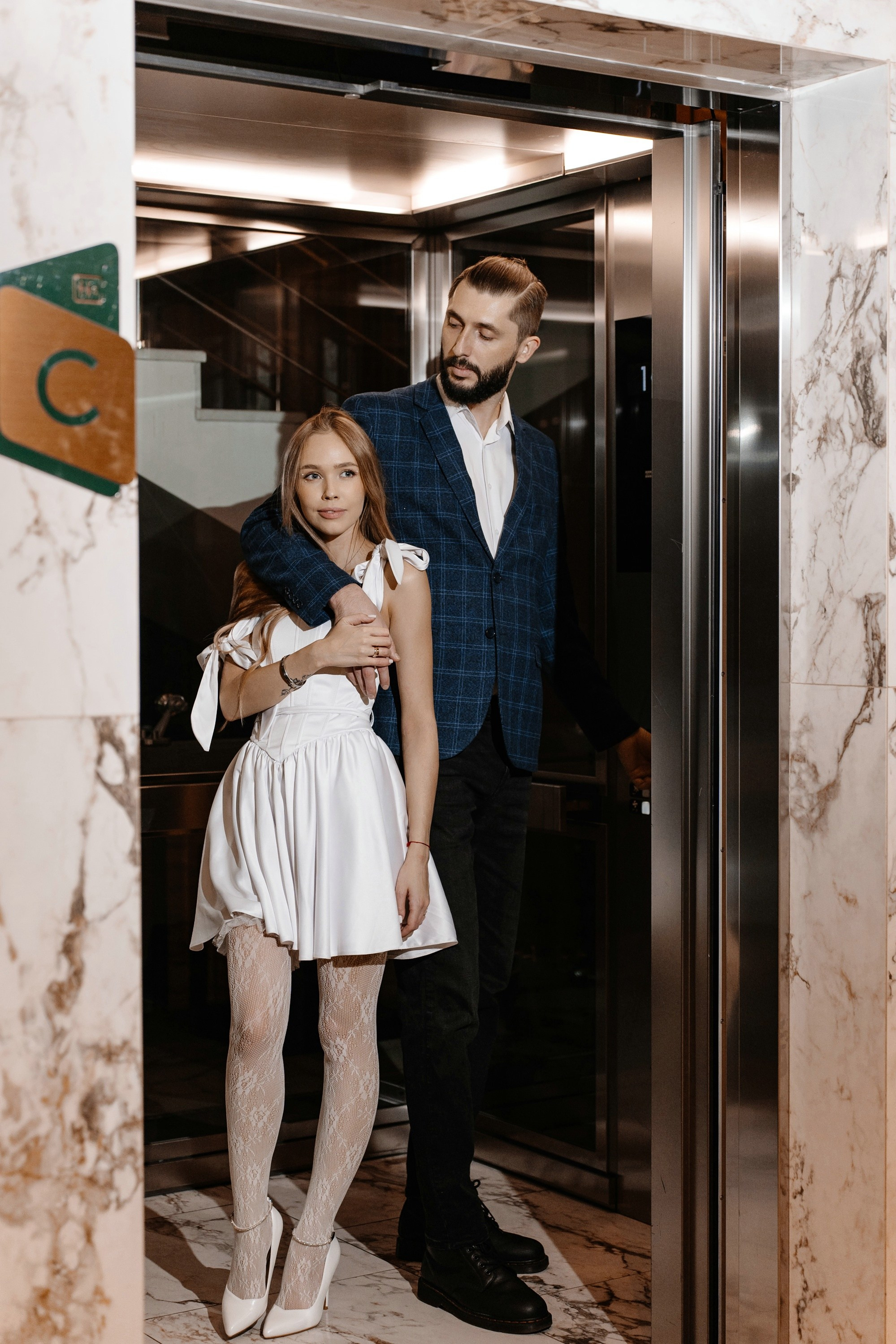 Свадебная фотосессия в отеле Palmira Garden. Свадебный и семейный фотограф в Москве Светлана Зоткина