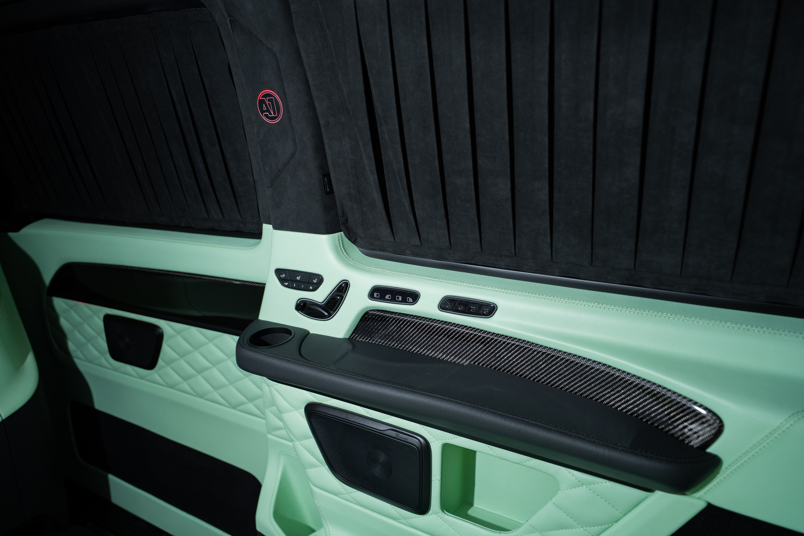 MB V-class. Фотограф Светлана Усова