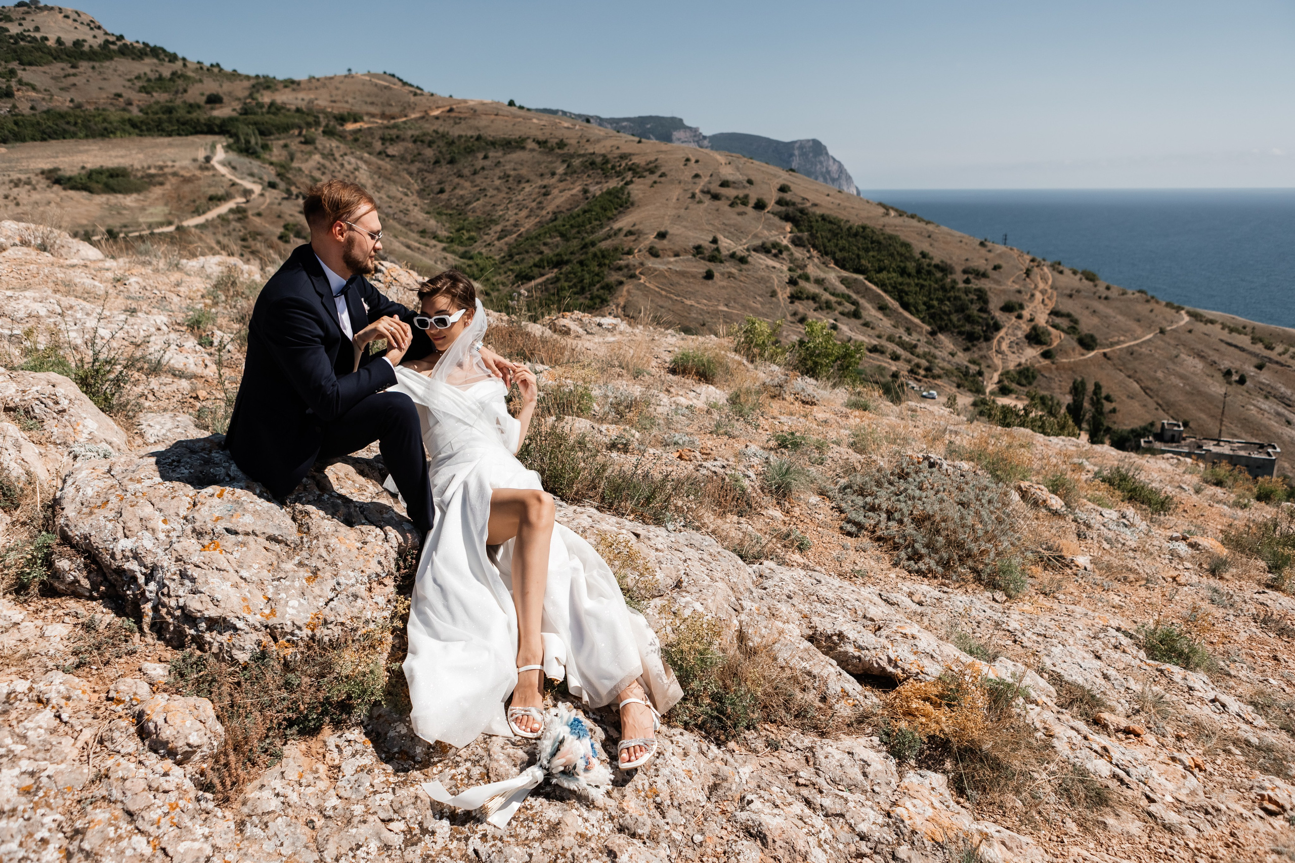 Свадебная съёмка в Балаклаве в крепости Чембало. Свадебный фотограф, фотосъемка в Крыму, Севастополе, Симферополе, Ялте