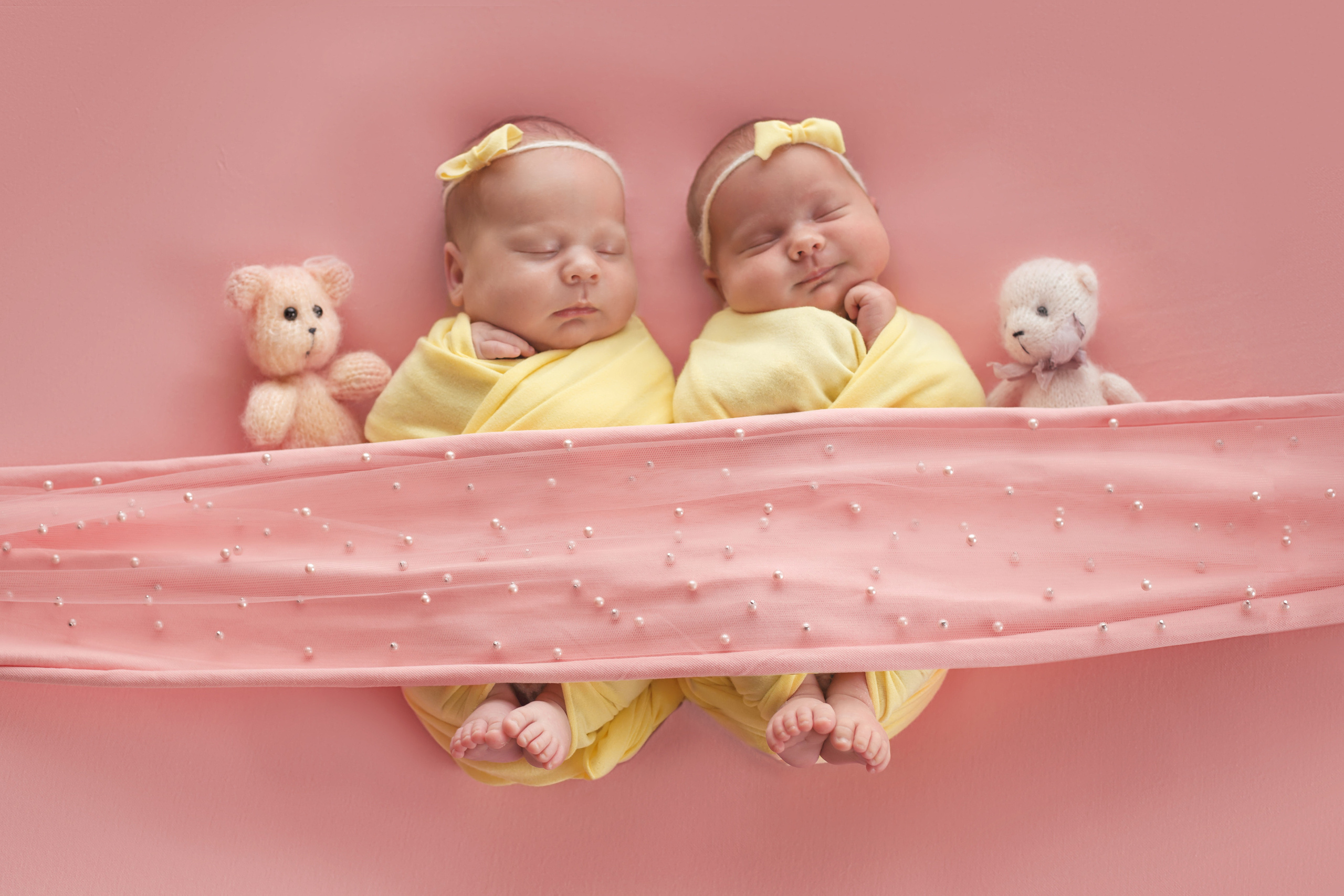 Аня и Катя. ФОТОСТИЛЬ, изготовление рекламной продукции в Приморско-Ахтарске