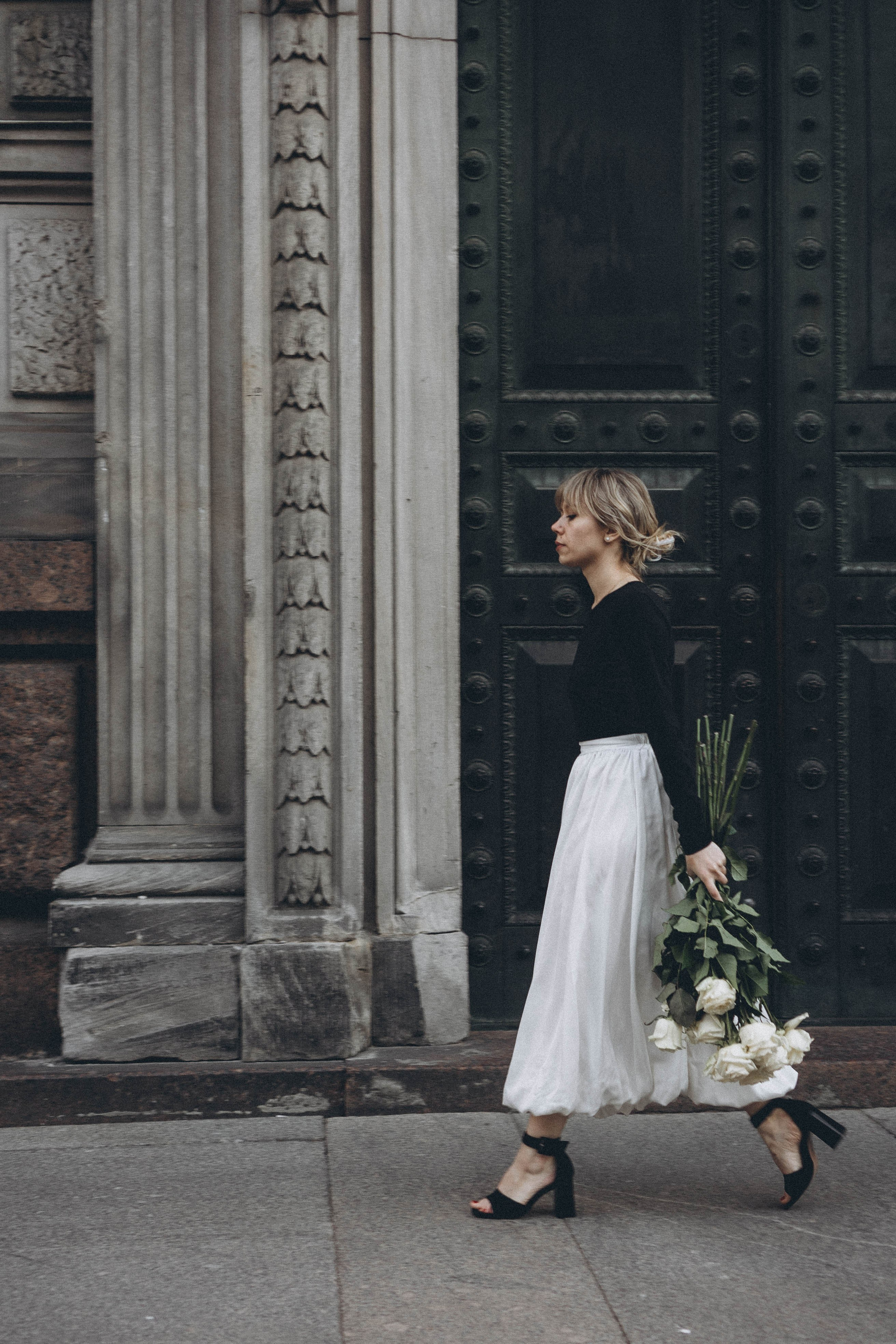 ПРОГУЛКА ПО ГОРОДУ В БЕЛЫЕ НОЧИ (другой вариант). Профессиональный фотограф, Санкт-Петербург — Виктория Богомолова