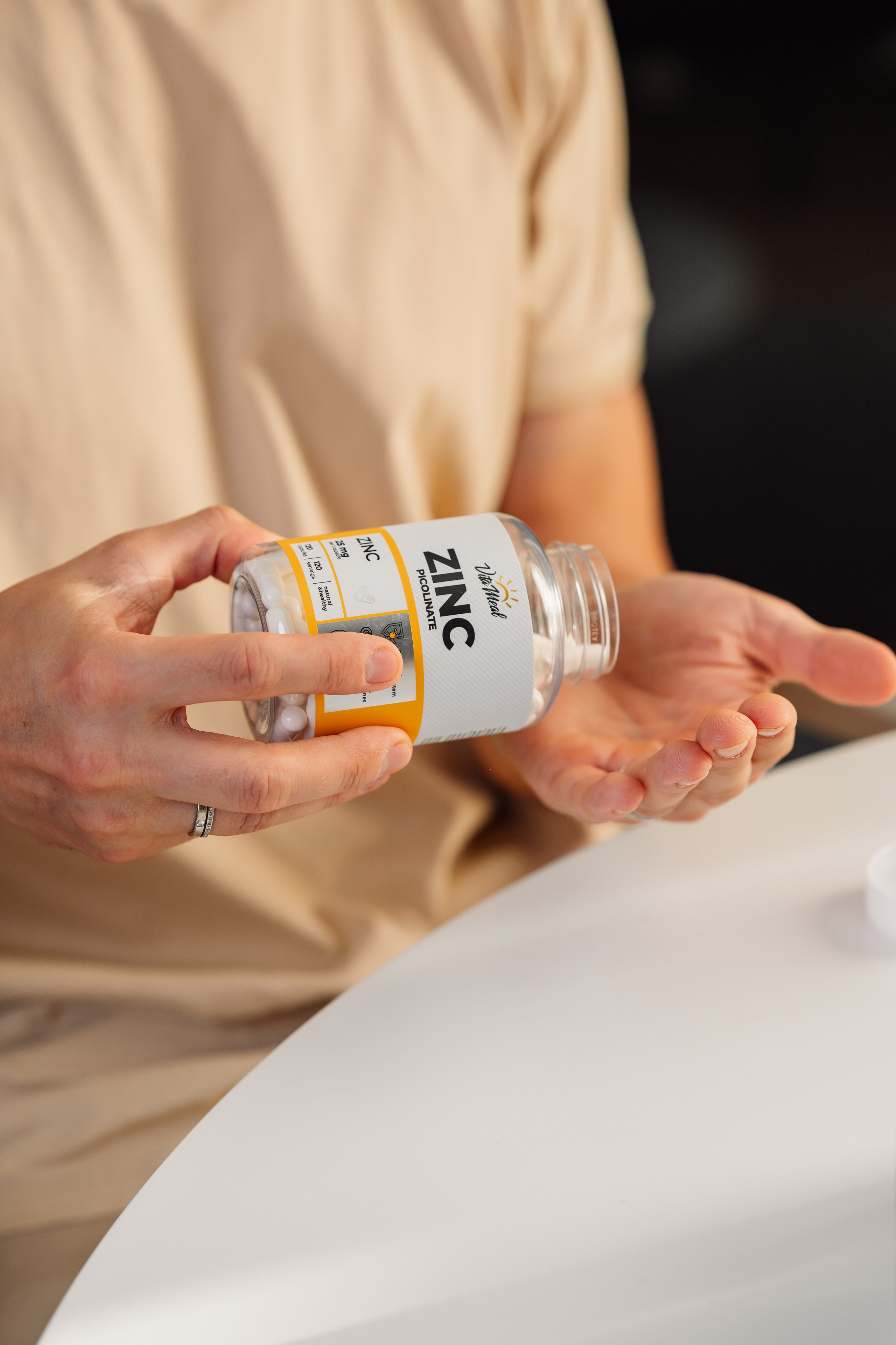 Съемка товаров для маркетплейсов (Wildberries, Ozon, Яндекс.Маркет). Фотограф товаров для соцсетей - инстаграм, вконтакте. Контент-фотограф в Москве Хныкина Лена