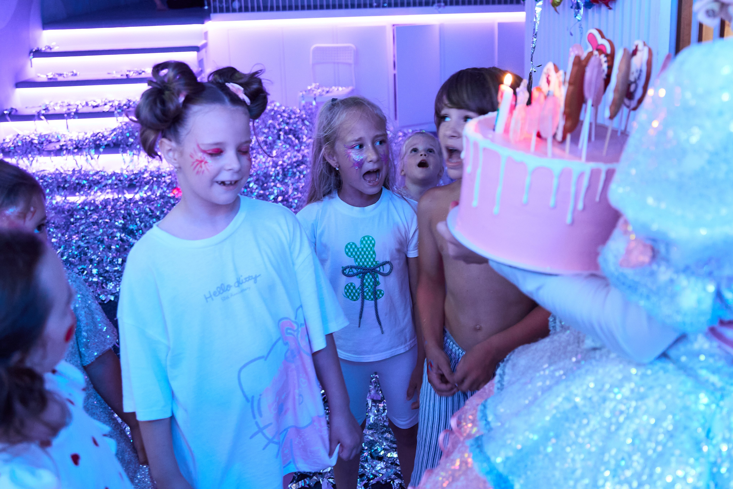 ДЕНЬ РОЖДЕНИЯ. ФОТОГРАФ ВО ВЛАДИВОСТОКЕ| СВАДЕБНЫЙ ФОТОГРАФ