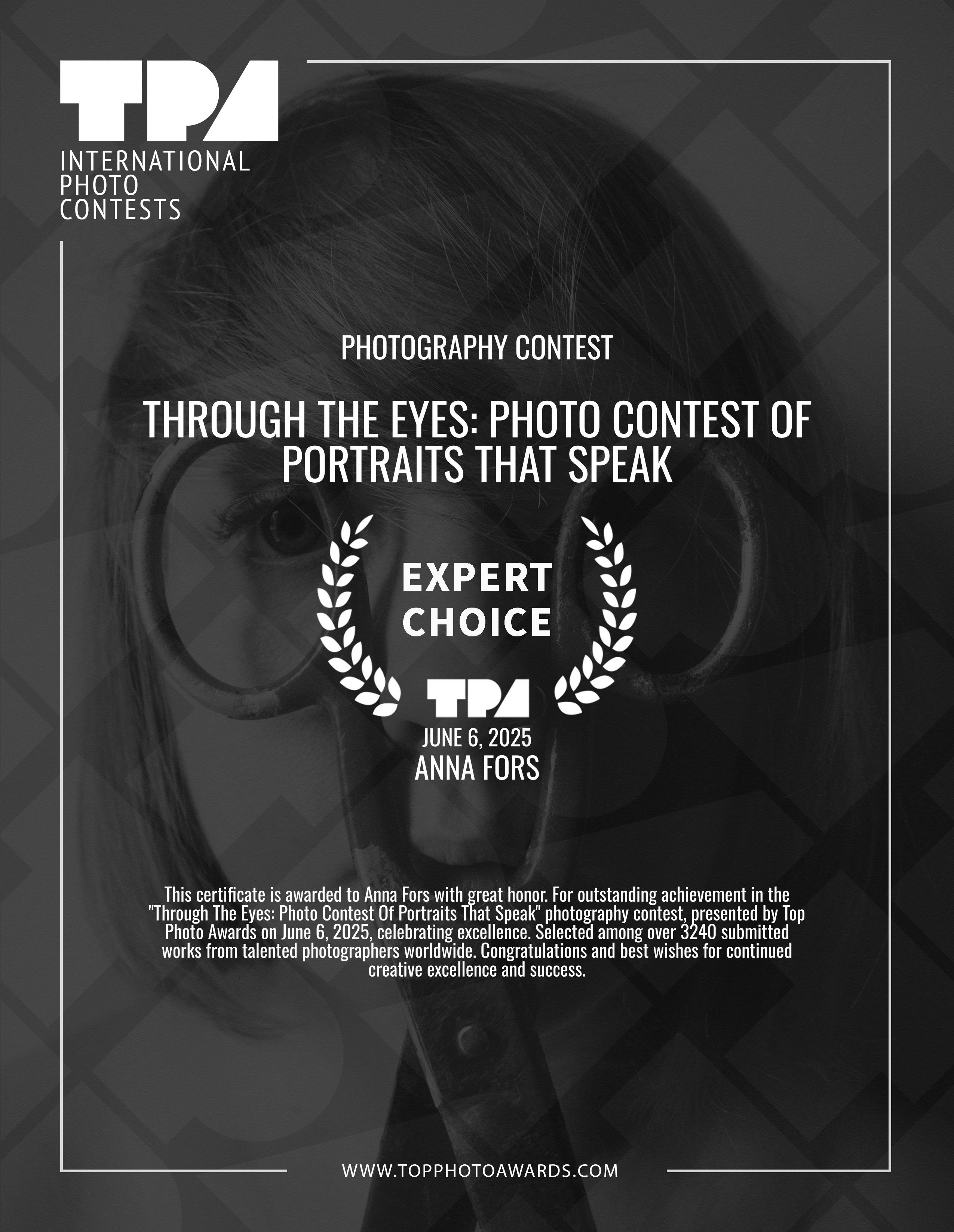 Награды фотохудожника Анны Форс — Победитель BICFP, TopPhotoAwards и финалист Liquida Grant. Арт-ню фотограф, Фотохудожник в Москве Анна Форс