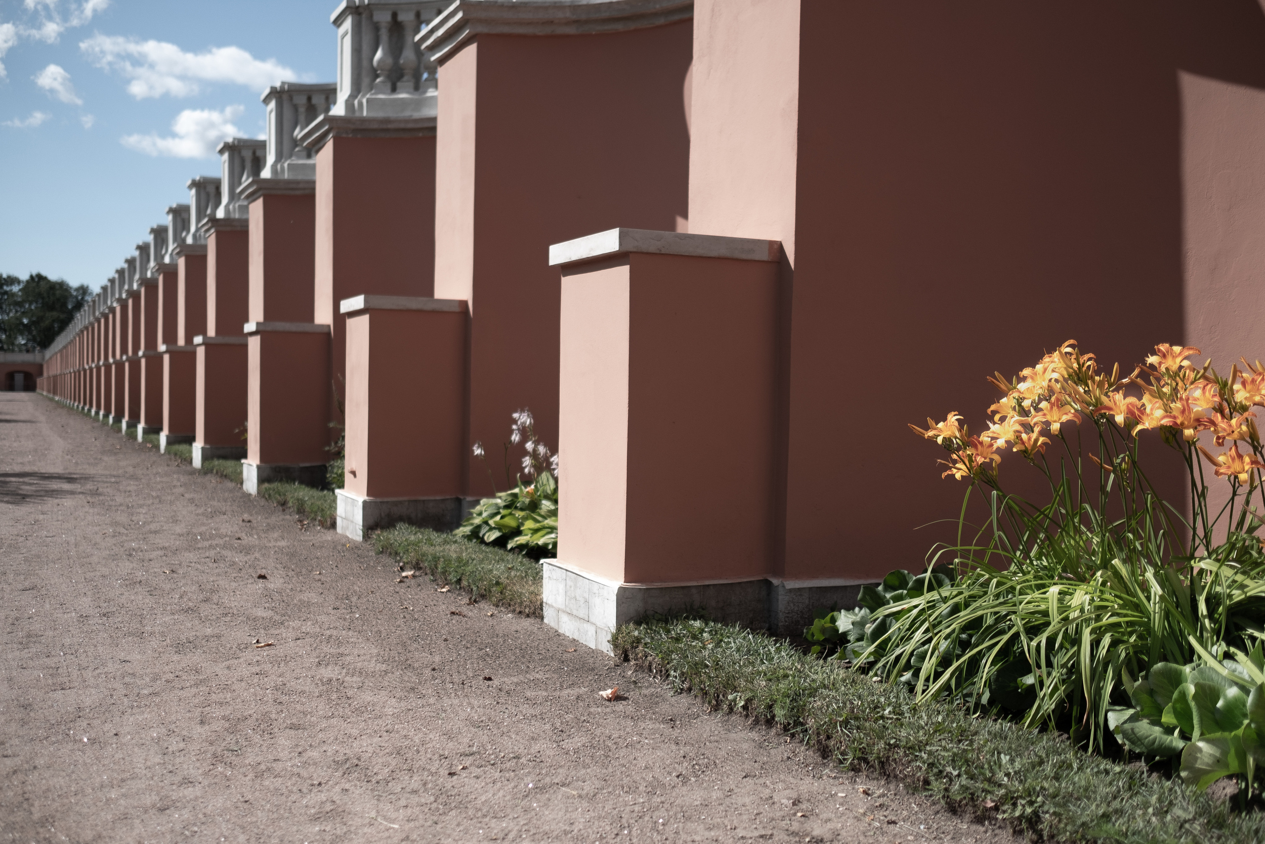 Санкт-Петербург. ПОБУДЬ ЗДЕСЬ И ЦЕЛЕЕ БУДЕТ ЭТОТ МИР