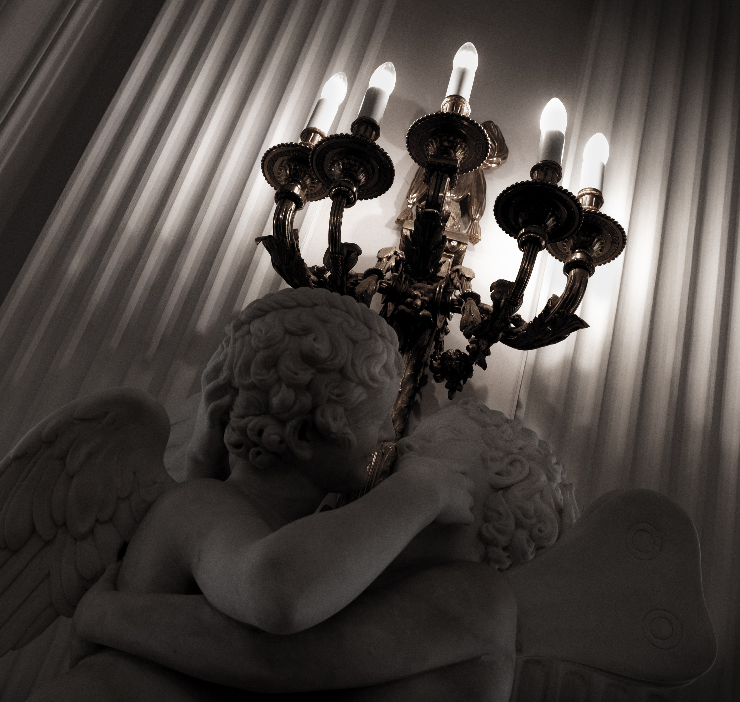 Санкт-Петербург. ПОБУДЬ ЗДЕСЬ И ЦЕЛЕЕ БУДЕТ ЭТОТ МИР