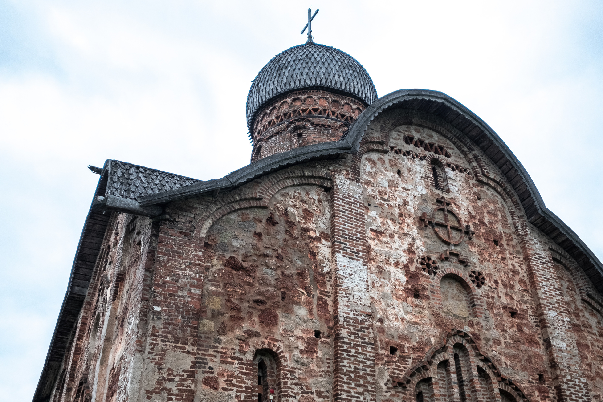 Великий Новгород. ПОБУДЬ ЗДЕСЬ И ЦЕЛЕЕ БУДЕТ ЭТОТ МИР
