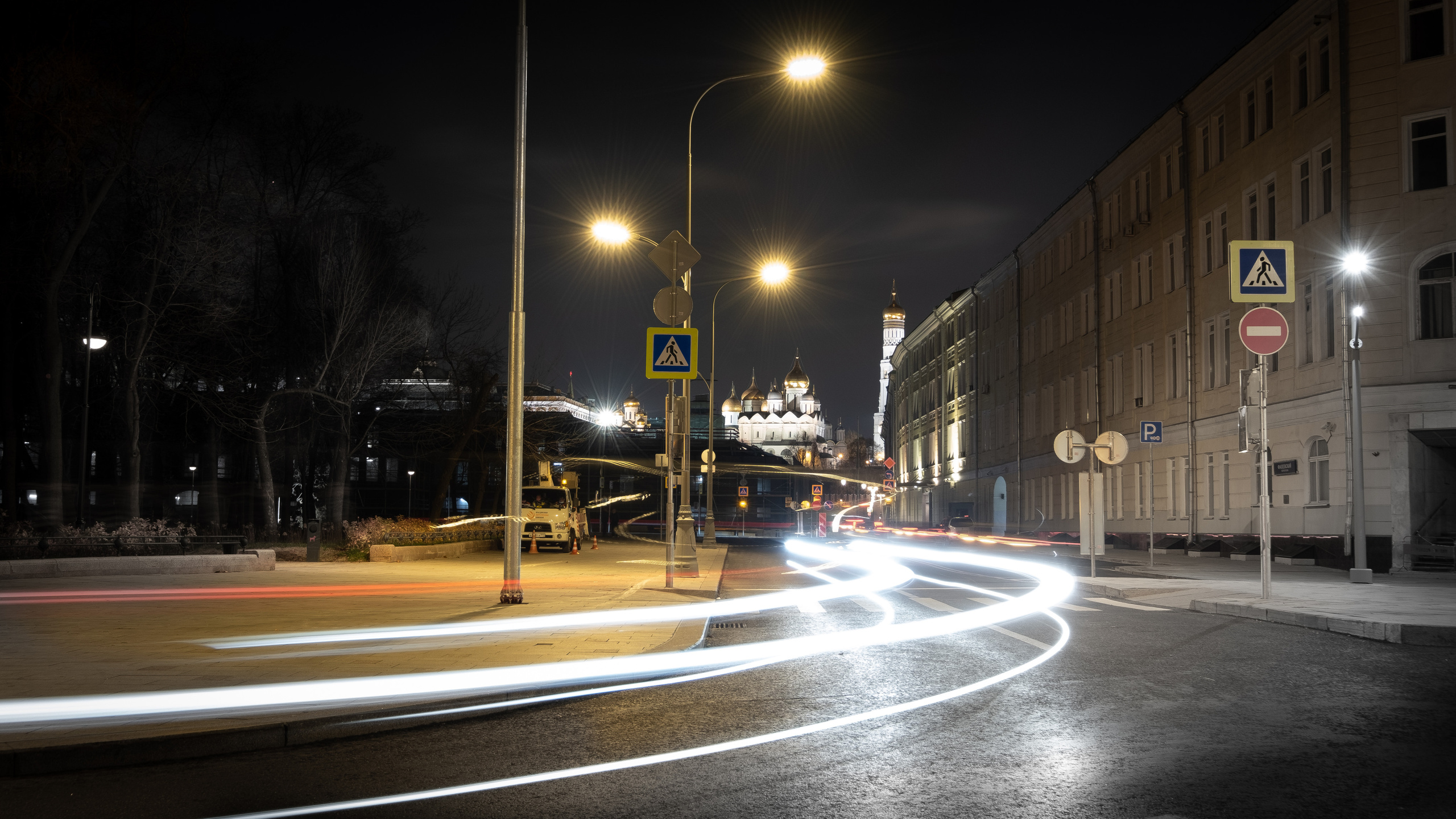 МОСКВА. ПОБУДЬ ЗДЕСЬ И ЦЕЛЕЕ БУДЕТ ЭТОТ МИР