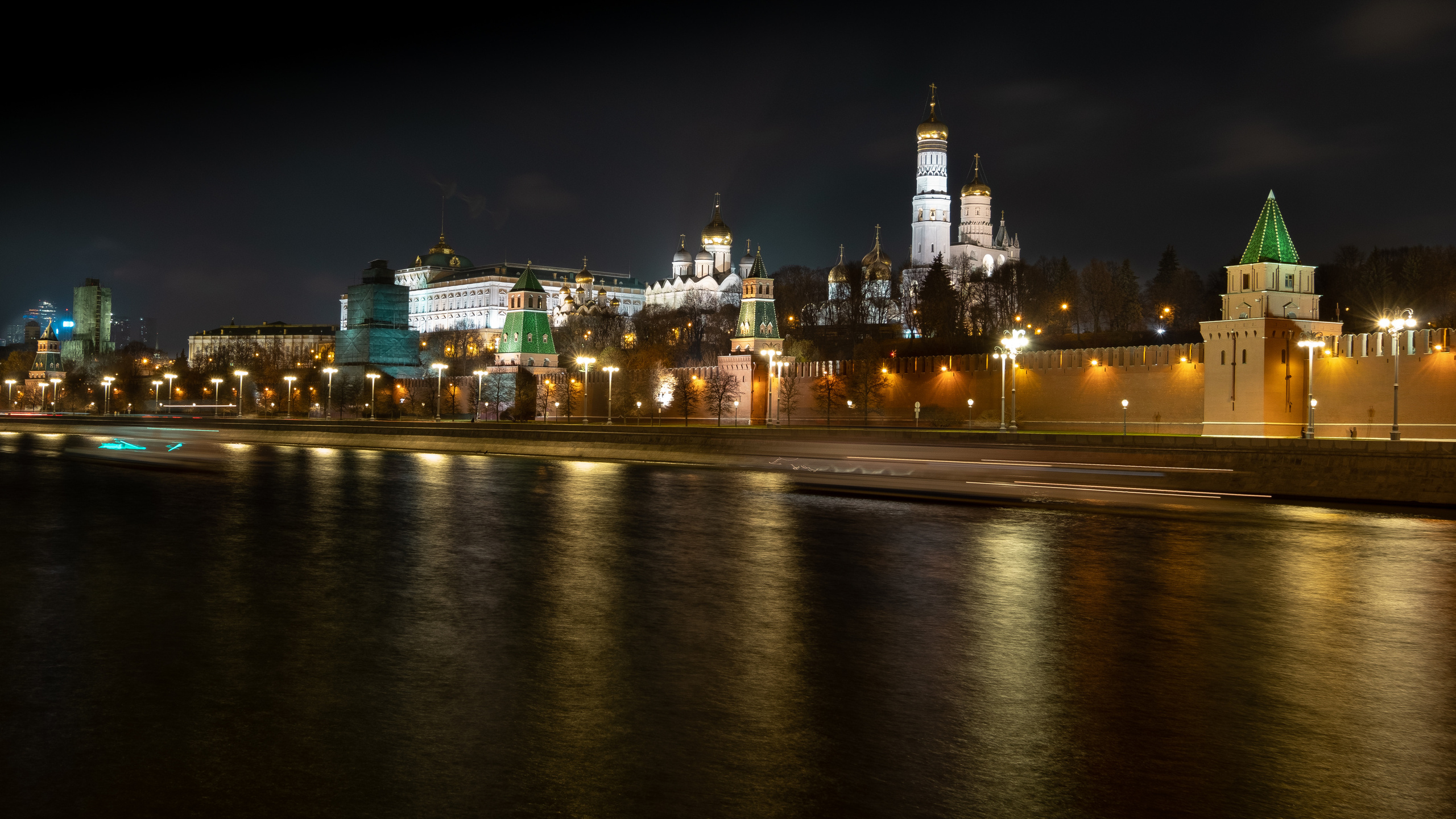 МОСКВА. ПОБУДЬ ЗДЕСЬ И ЦЕЛЕЕ БУДЕТ ЭТОТ МИР