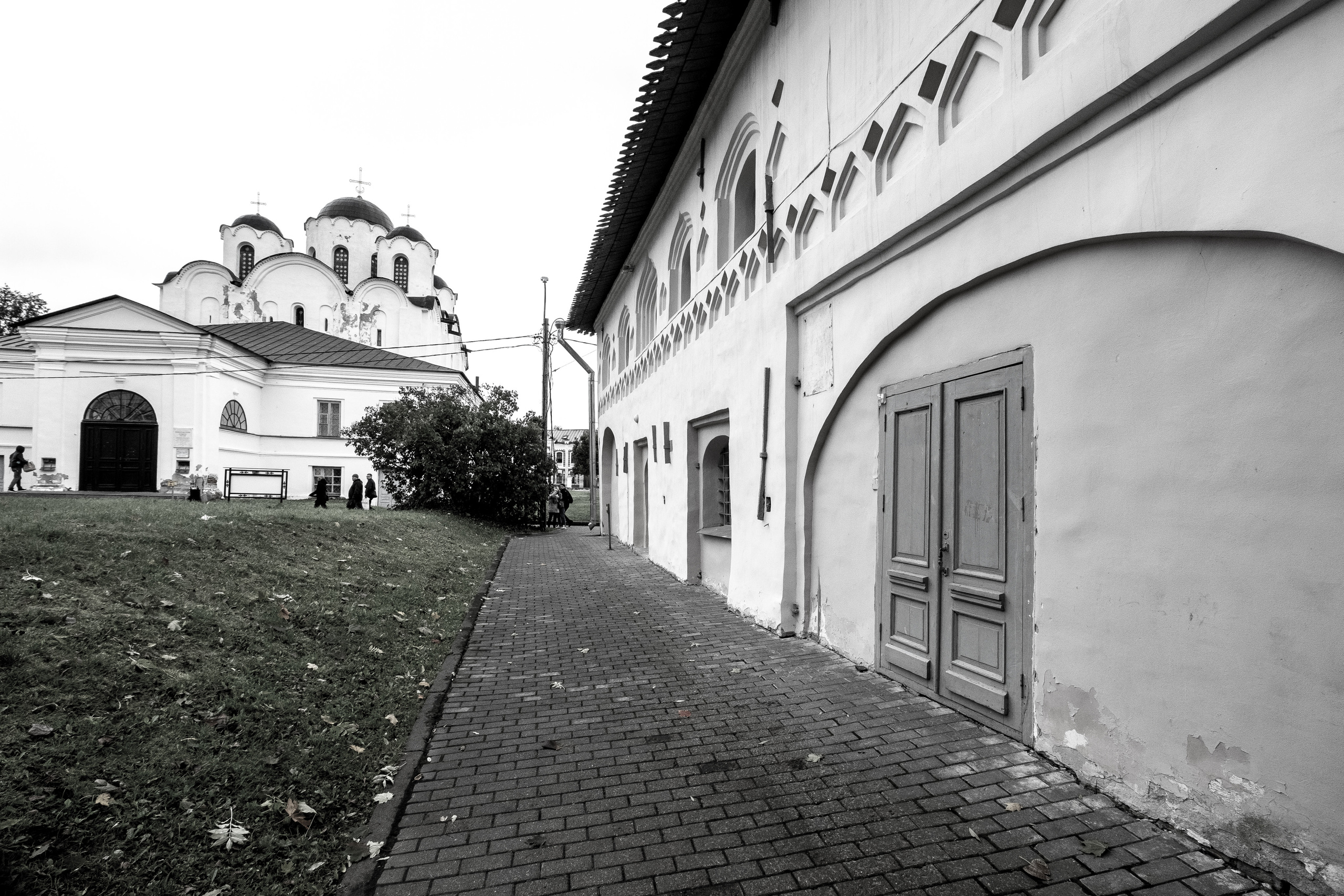 Великий Новгород. ПОБУДЬ ЗДЕСЬ И ЦЕЛЕЕ БУДЕТ ЭТОТ МИР