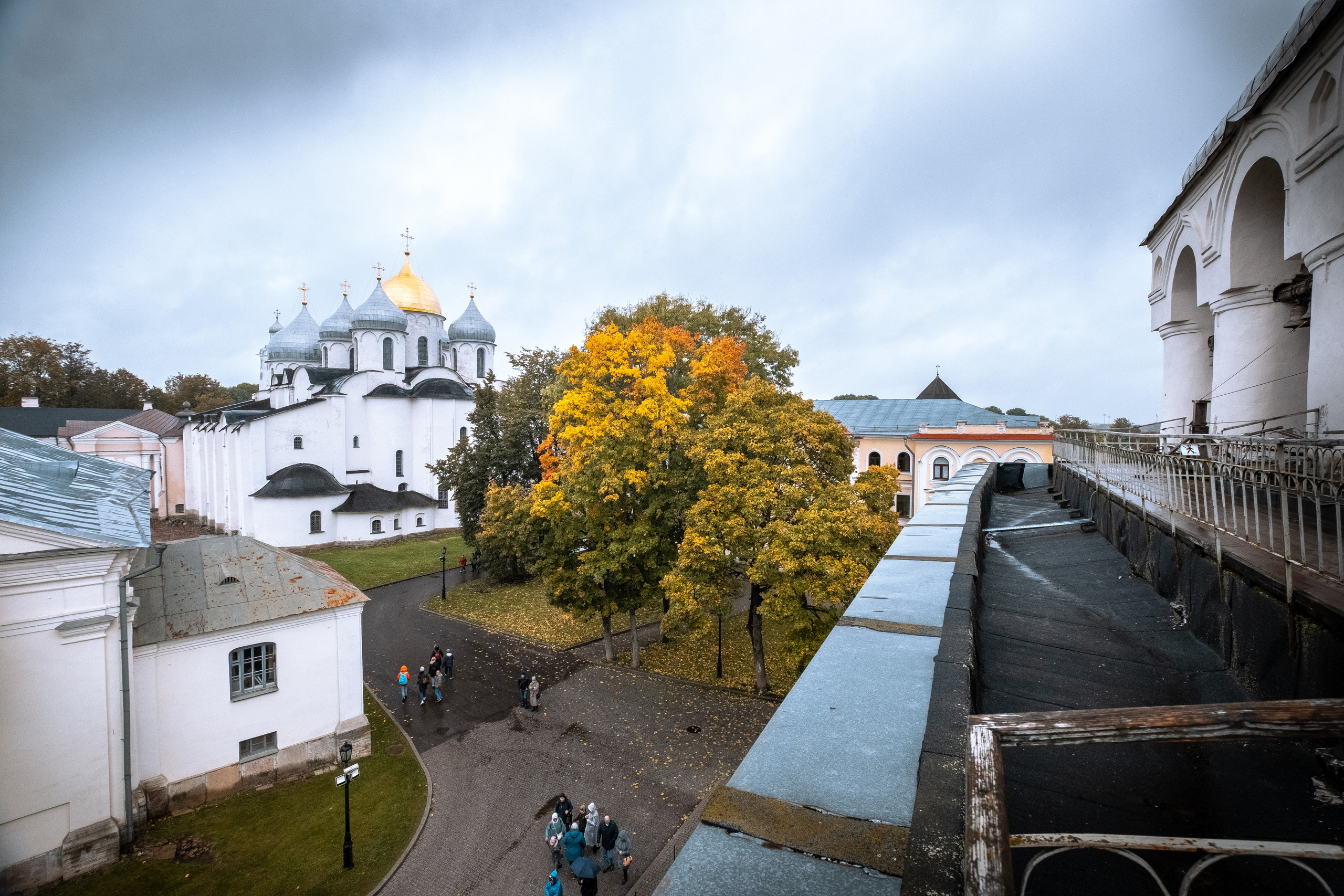 Великий Новгород. ПОБУДЬ ЗДЕСЬ И ЦЕЛЕЕ БУДЕТ ЭТОТ МИР