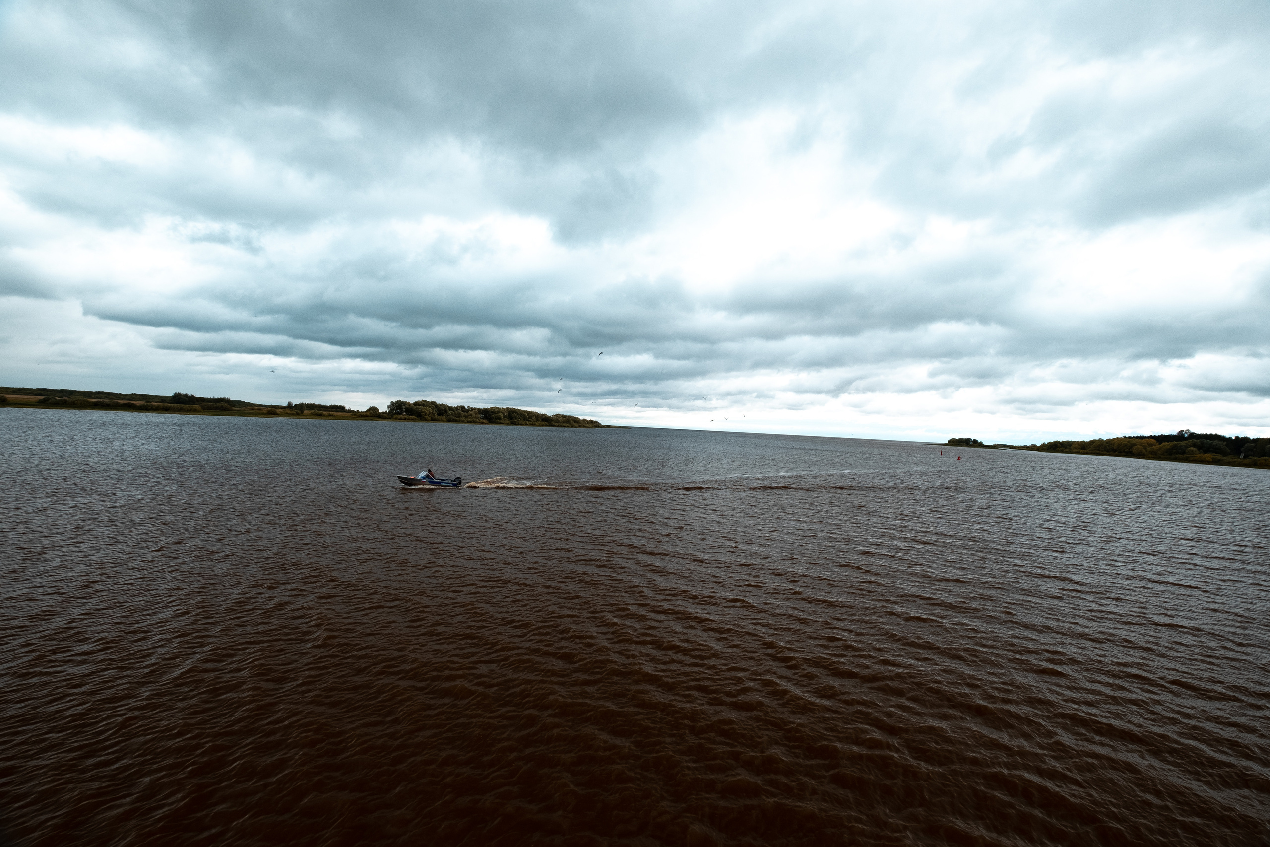 Великий Новгород. ПОБУДЬ ЗДЕСЬ И ЦЕЛЕЕ БУДЕТ ЭТОТ МИР