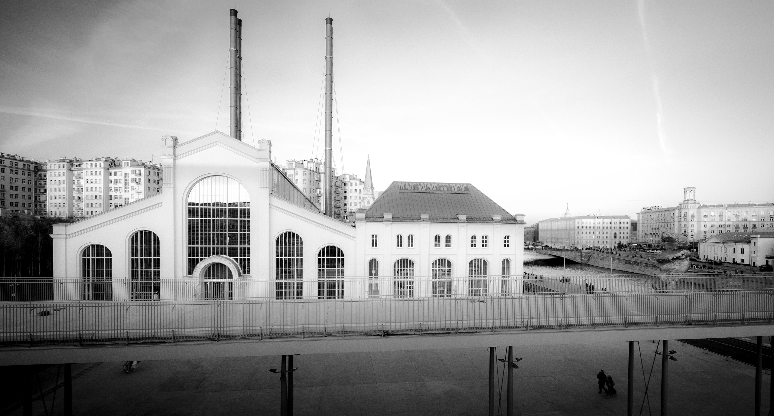 МОСКВА. ПОБУДЬ ЗДЕСЬ И ЦЕЛЕЕ БУДЕТ ЭТОТ МИР