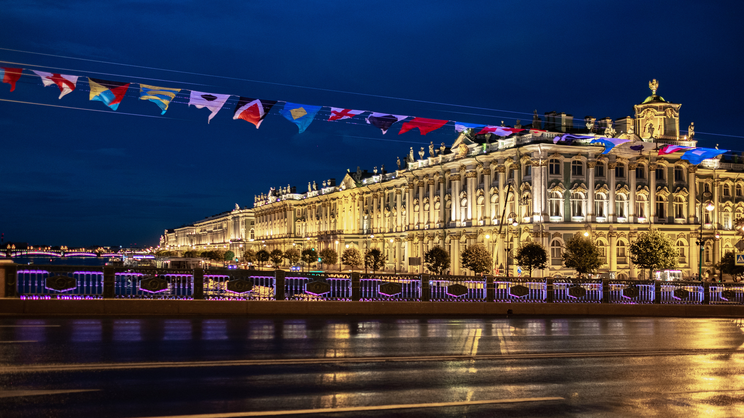 Санкт-Петербург. ПОБУДЬ ЗДЕСЬ И ЦЕЛЕЕ БУДЕТ ЭТОТ МИР