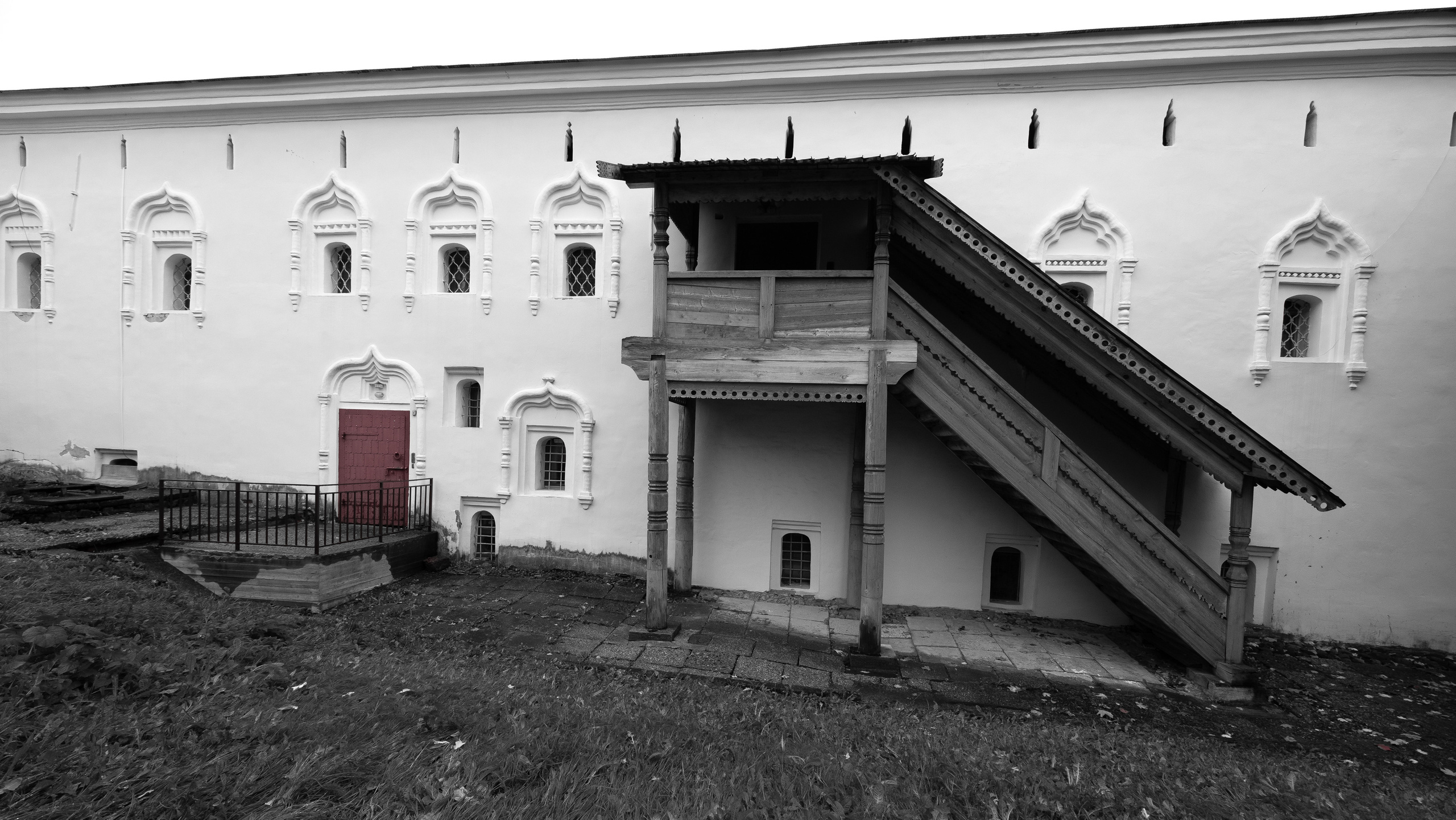 Великий Новгород. ПОБУДЬ ЗДЕСЬ И ЦЕЛЕЕ БУДЕТ ЭТОТ МИР