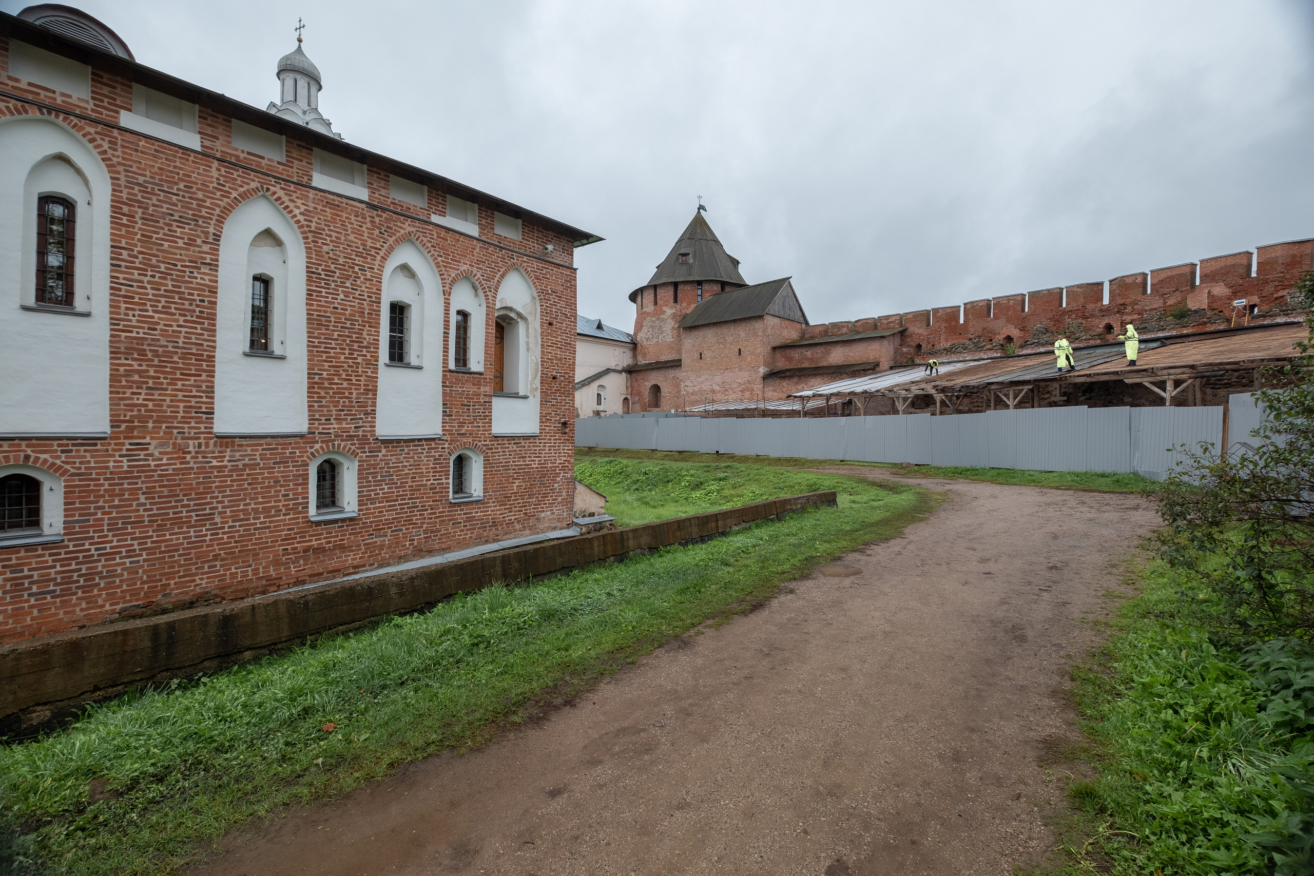 Великий Новгород. ПОБУДЬ ЗДЕСЬ И ЦЕЛЕЕ БУДЕТ ЭТОТ МИР