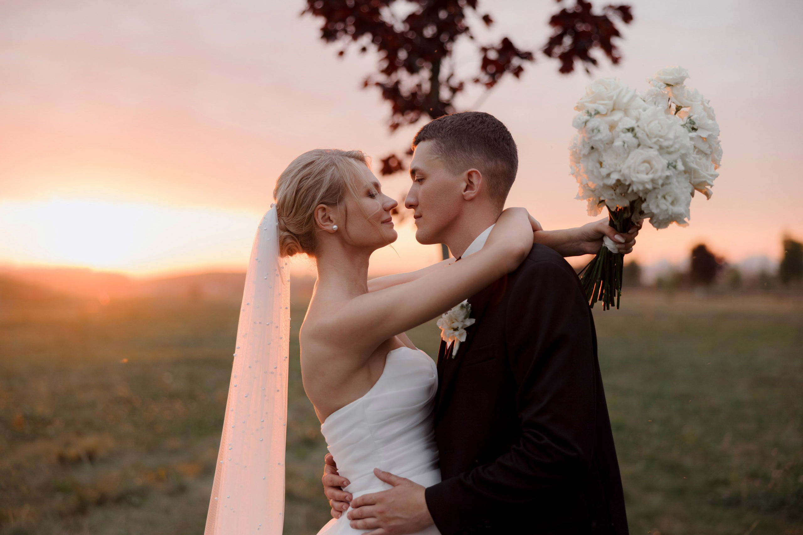 Александр и Валерия. Свадебный фотограф и видеограф Юрий и Эля Дубинины