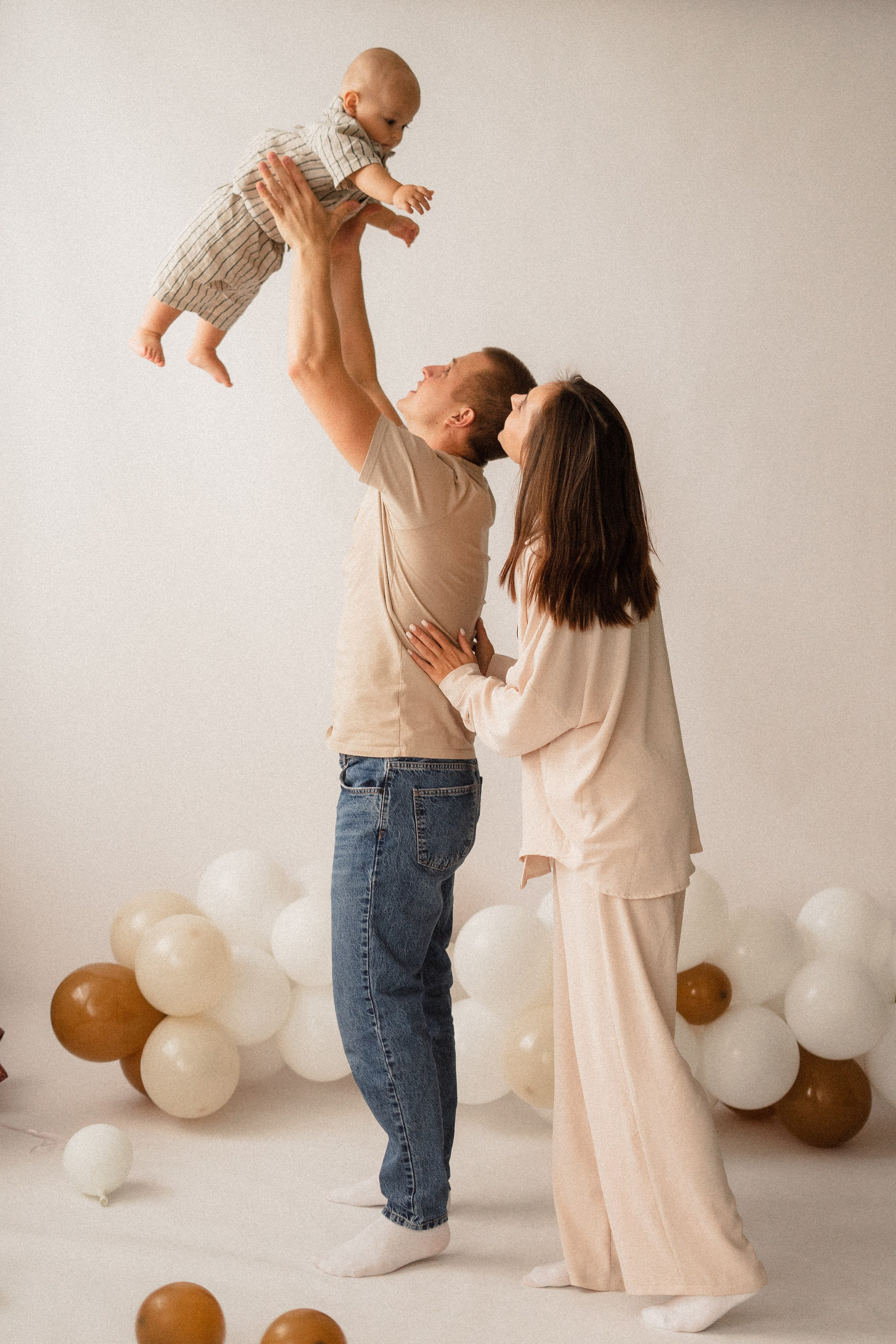 София, Иван и Миша. Главная