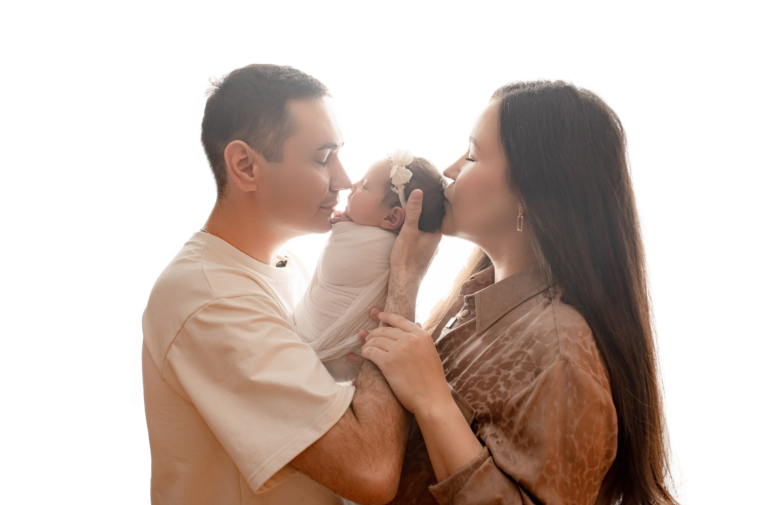 Фотосессия новорожденных в Москве — ньюборн / newborn фотосессия. Фотографы на роды в Москве. Фото и видео родов. Фотопроект «Продолжение рода»