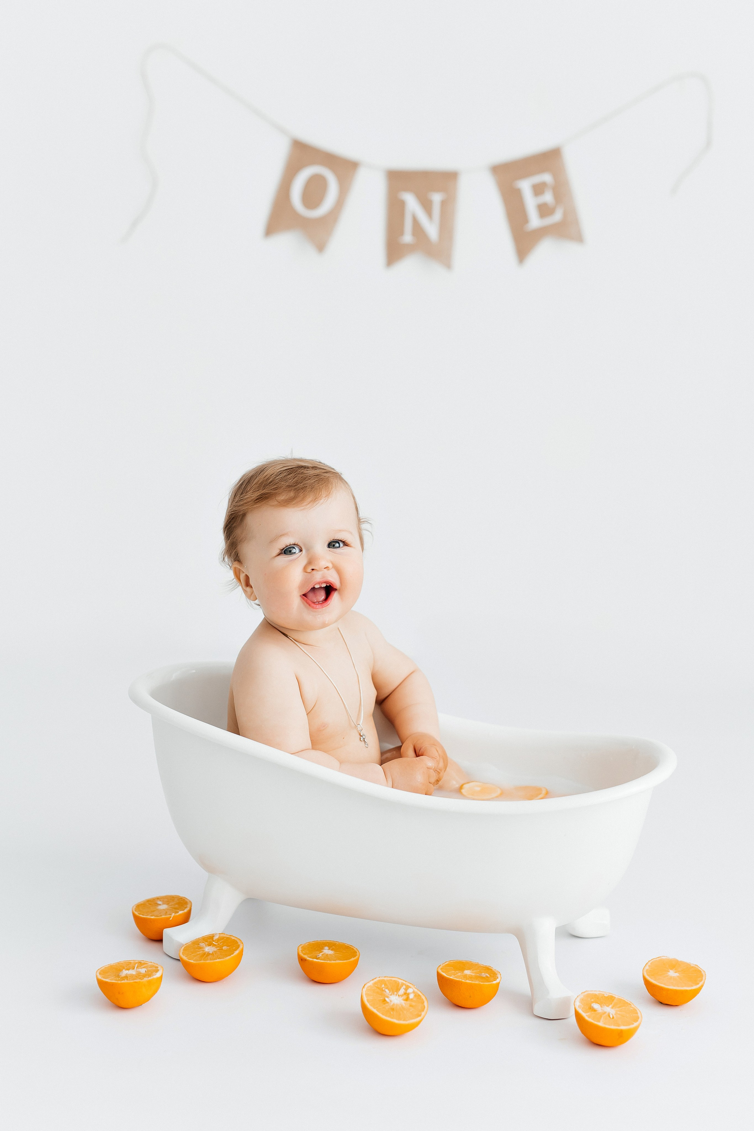 Ванночки годик. Профессиональная детская и семейная фотостудия в Краснодаре