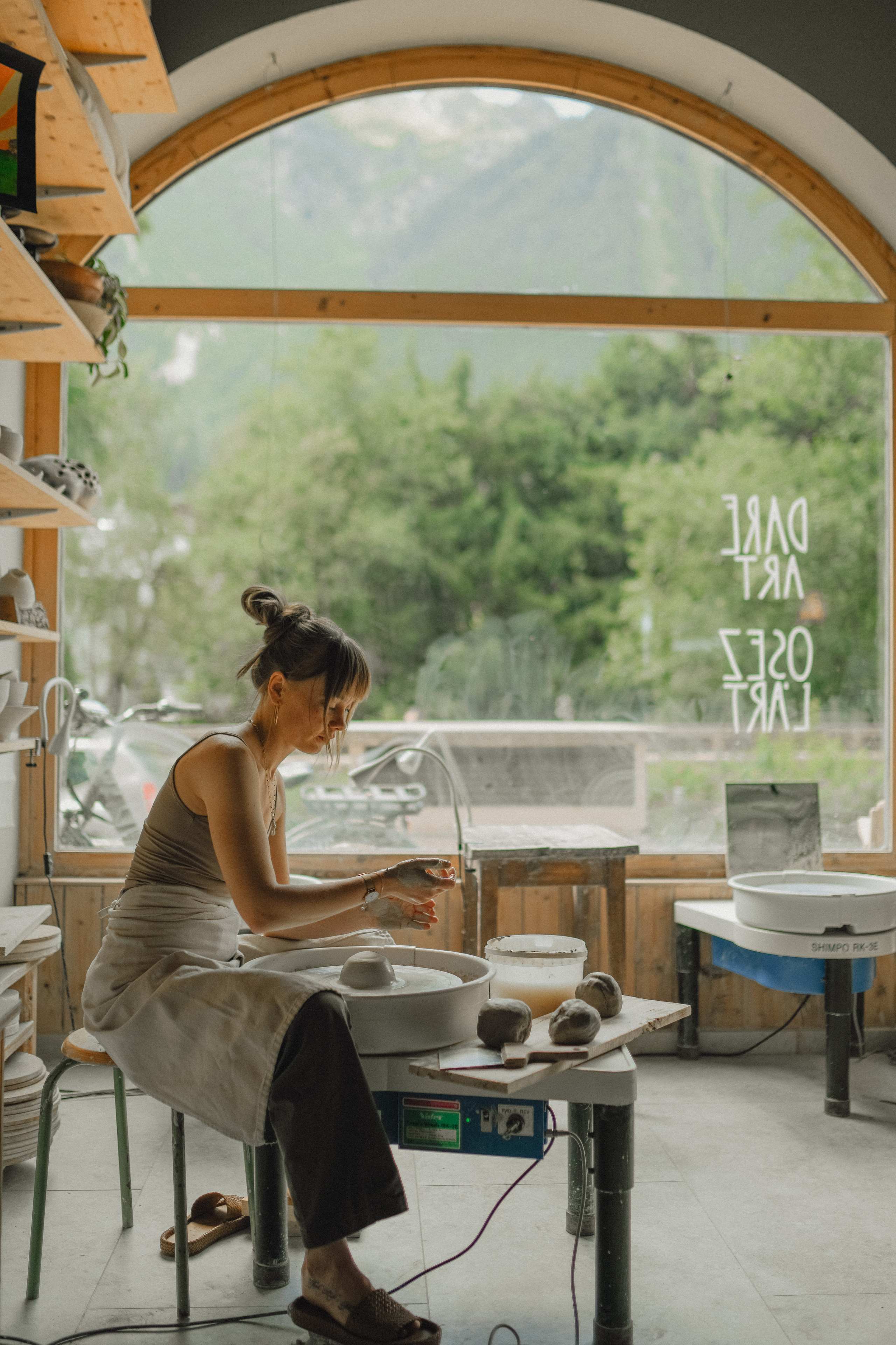 Гончарная студия. Фотограф Василиса Гордеева