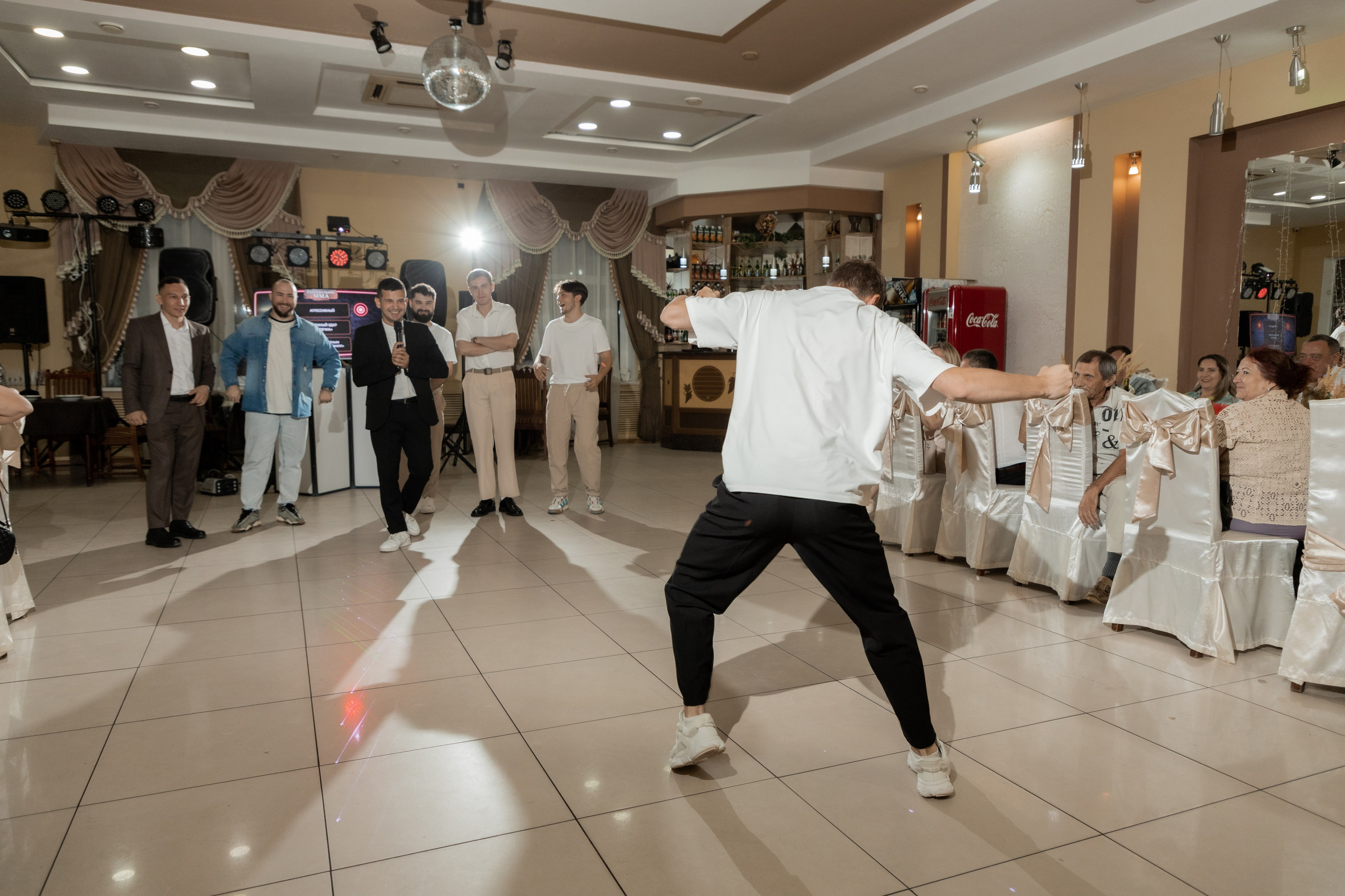 Роман и Александра (банкет). Свадебный фотограф Ангелина Сунгатулина | Саратов | Балаково | Вольск